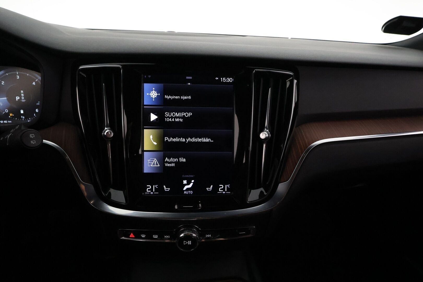 Volvo V60 Cross Country 2021 B4 AWD D-MHEV Business aut. - Webasto | Adapt.Vakkari | Full-LED | P.Kamera | Sporttinahat Muistilla | Navi | Keyles | Suomi-auto | Kahdet Renkaat