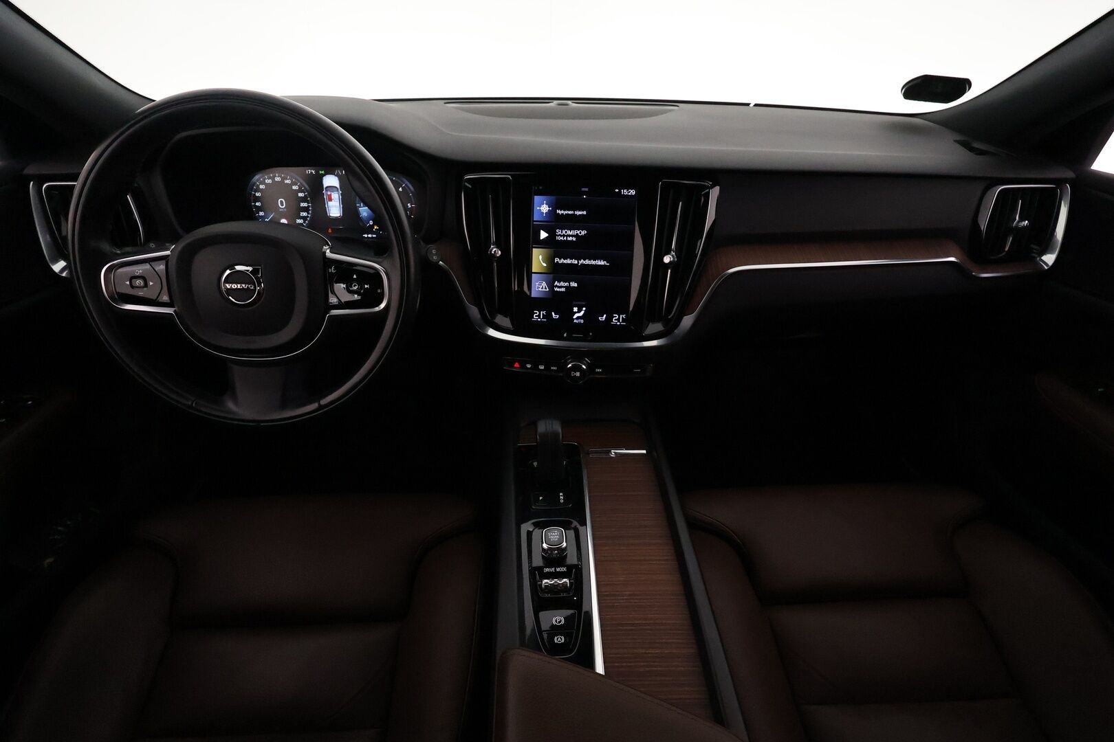 Volvo V60 Cross Country 2021 B4 AWD D-MHEV Business aut. **Webasto / Adapt.Vakkari / Full-LED / P.Kamera / Sporttinahat Muistilla / Navi / Keyless** - 3,99 % KORKOTARJOUS TÄHÄN AUTOON - Suomi-auto / Kahdet Renkaat