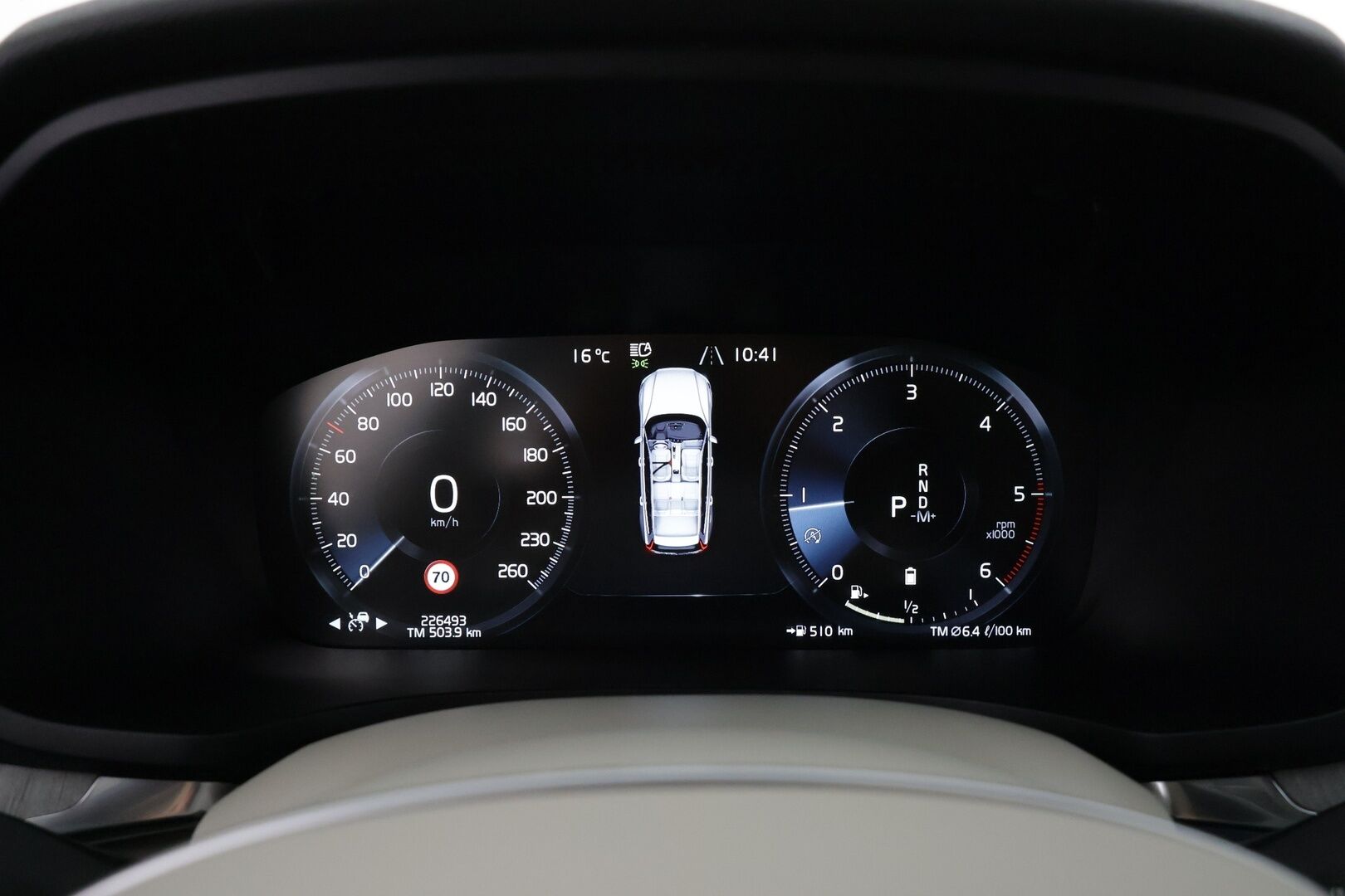 Volvo V60 Cross Country 2021 B4 AWD D-MHEV Business aut * ACC / P.kamera / BLIS / Koukku / Webasto / LED / Vaaleat nahat * - Suomi-auto / Kahdet renkaat aluvanteilla / Merkkihuollettu