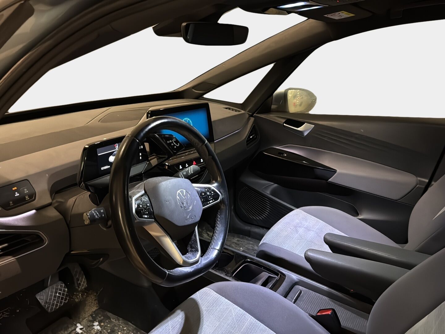 Volkswagen ID.3 2021 Pro 150 kW, akku 58 kWh *SOH 90,4% / ACC / Lämpöpumppu / Ratinlämmitin / Tutkat / LED / Navi / Suomiauto* - Merkkihuollettu ja siistikuntoinen Suomiauto kaksilla renkailla ja vanteilla!