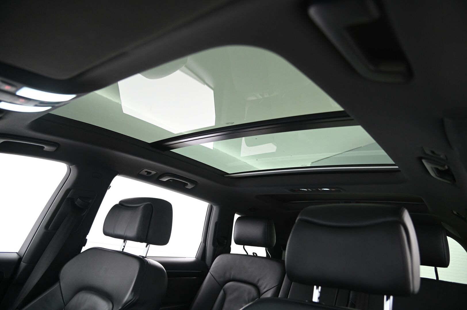 Audi Q7 2010 4,2 V8 TDI DPF 250 kW quattro tiptronic - *S-Line / Facelift / Webasto / Panorama / 7p / Bose *