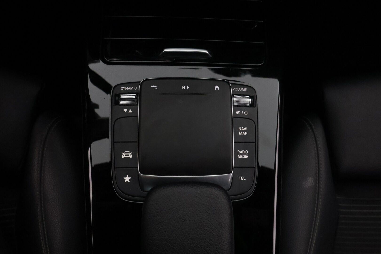 Mercedes-Benz CLA 2021 220 d 4MATIC A Shooting Brake Business Progressive *DTR+ / Kamera / IHC+ / Multibeam / Sporttipenkit / Digimittaristo* - Merkkihuollettu / Sähkökontti / Suomiauto / 2x renkaat & Vanteet / Mercedes Me / Mustasisäkatto / Appconnect