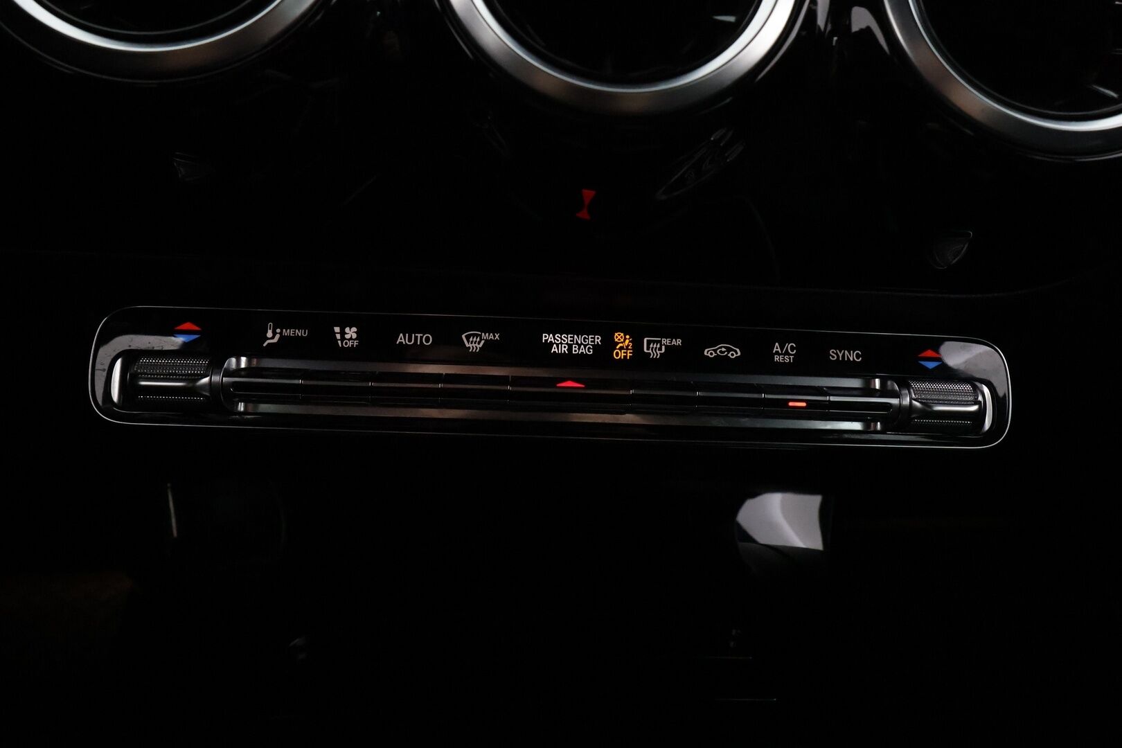 Mercedes-Benz CLA 2021 220 d 4MATIC A Shooting Brake Business Progressive *DTR+ / Kamera / IHC+ / Multibeam / Sporttipenkit / Digimittaristo* - Merkkihuollettu / Sähkökontti / Suomiauto / 2x renkaat & Vanteet / Mercedes Me / Mustasisäkatto / Appconnect - HULLUT AVAJAISHULINAT KORKOTARJOUS 3,29 %