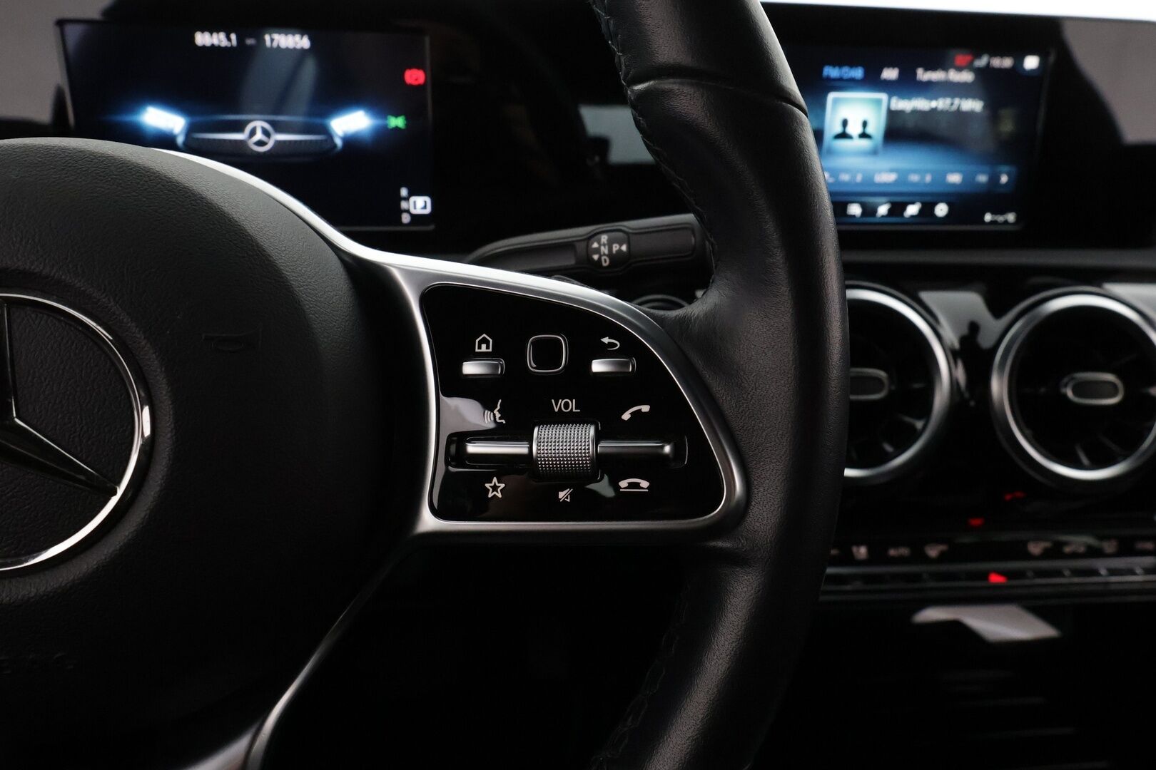 Mercedes-Benz CLA 2021 220 d 4MATIC A Shooting Brake Business Progressive *DTR+ / Kamera / IHC+ / Multibeam / Sporttipenkit / Digimittaristo* - Merkkihuollettu / Sähkökontti / Suomiauto / 2x renkaat & Vanteet / Mercedes Me / Mustasisäkatto / Appconnect - HULLUT AVAJAISHULINAT KORKOTARJOUS 3,29 %