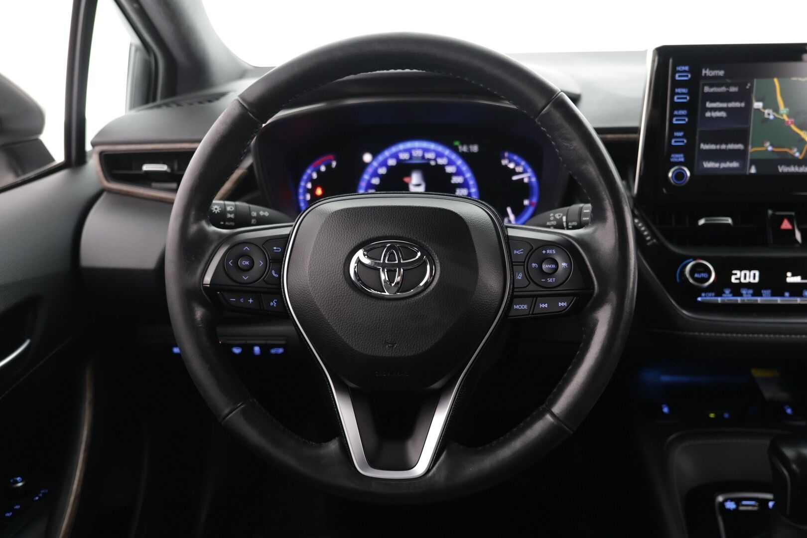 Toyota Corolla 2021 Touring Sports 1,8 Hybrid TREK / Kamera / 2x renkaat / Ratinlämmitin /Tutkat - Kamera / Ratinlämmitin / Lohko+sisäpistoke / 2x renkaat
