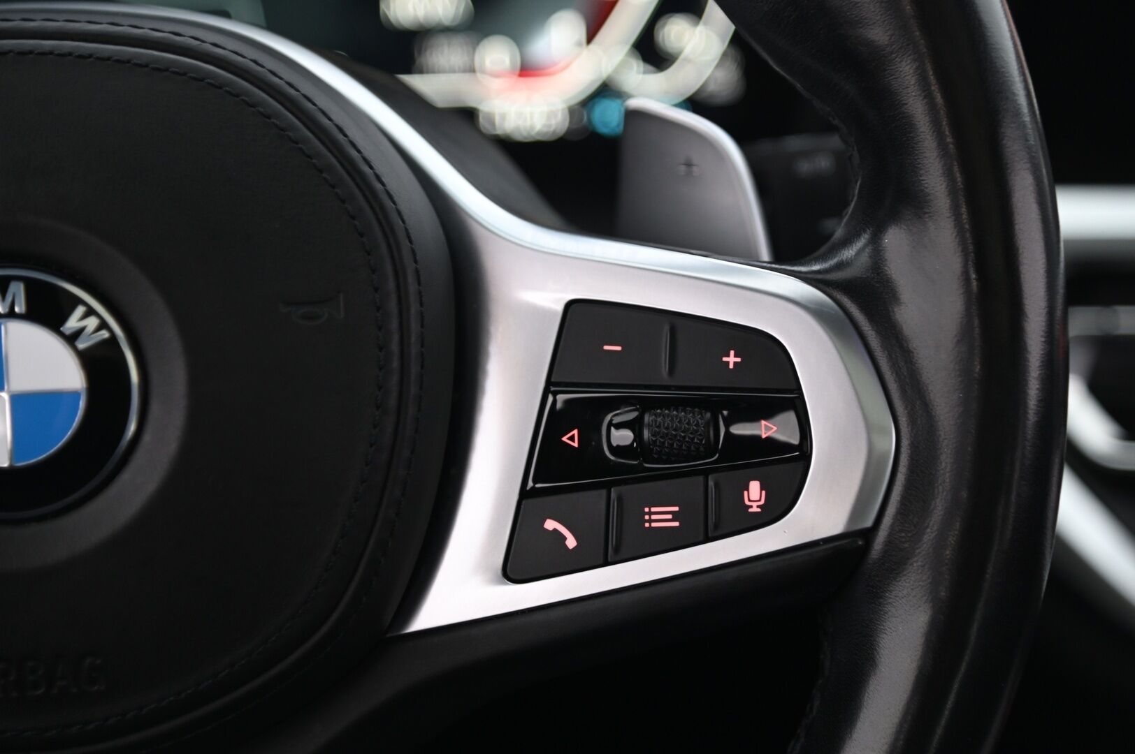 BMW 330 2021 G21 Touring 330e xDrive A Charged Edition M Sport *Panorama / ACC / Hifit / Koukku* - *Suomi-auo / 2x vanteet ja renkaat / Juuri tullut*