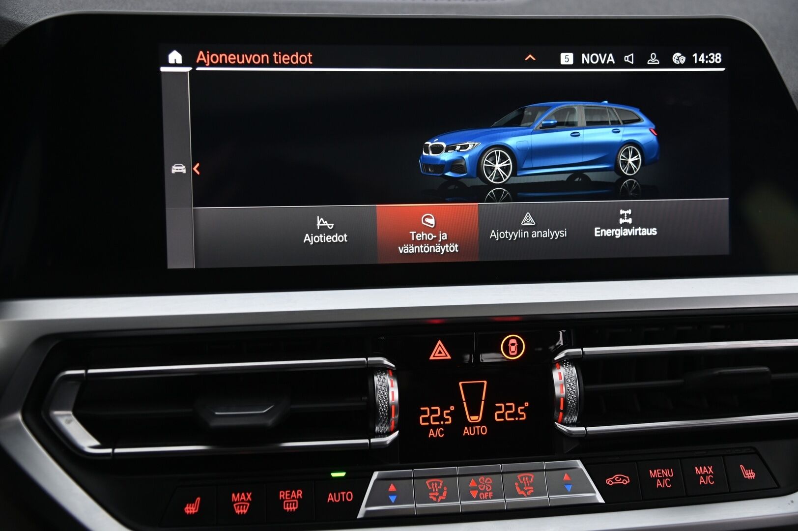 BMW 330 2021 G21 Touring 330e xDrive A Charged Edition M Sport *Panorama / ACC / Hifit / Koukku* - *Suomi-auo / 2x vanteet ja renkaat / Juuri tullut*