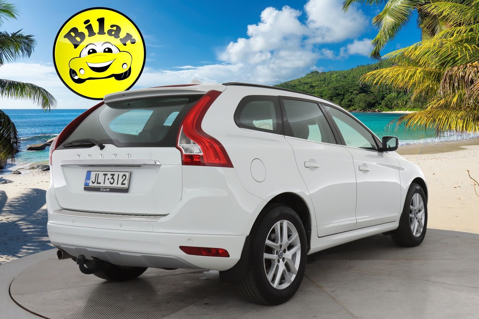 Volvo XC60 2017 D4 Momentum - | Webasto | ACC | BLIS | Koukku | Digimittaristo | Puolinahat | 2x renkaat ja vanteet |