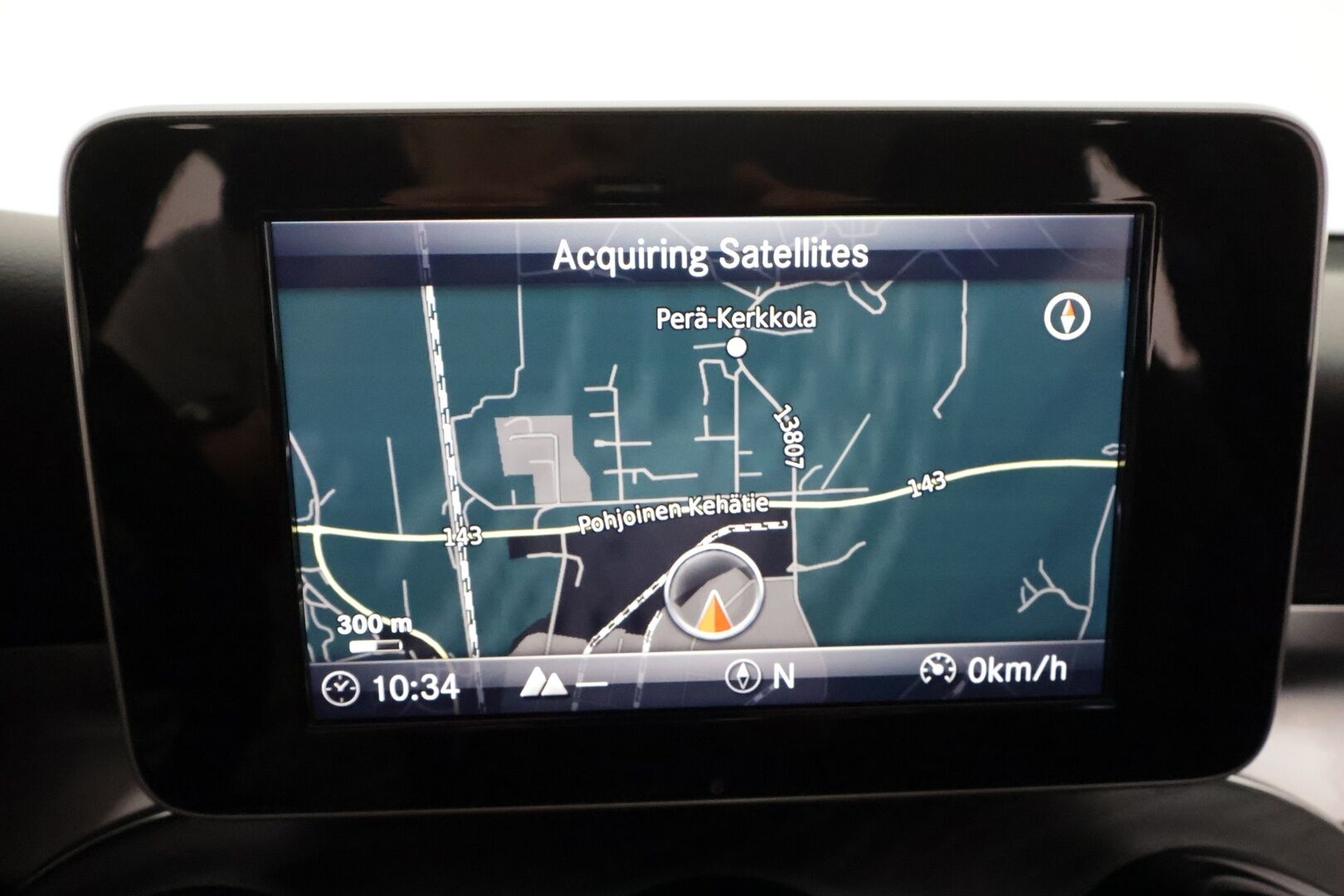 Mercedes-Benz GLC 2018 220 d 4Matic A Premium Business **AMG-sisäpaketti / ILS LED / Sporttipenkit / Navi / Katveavustin / P.tutkat**