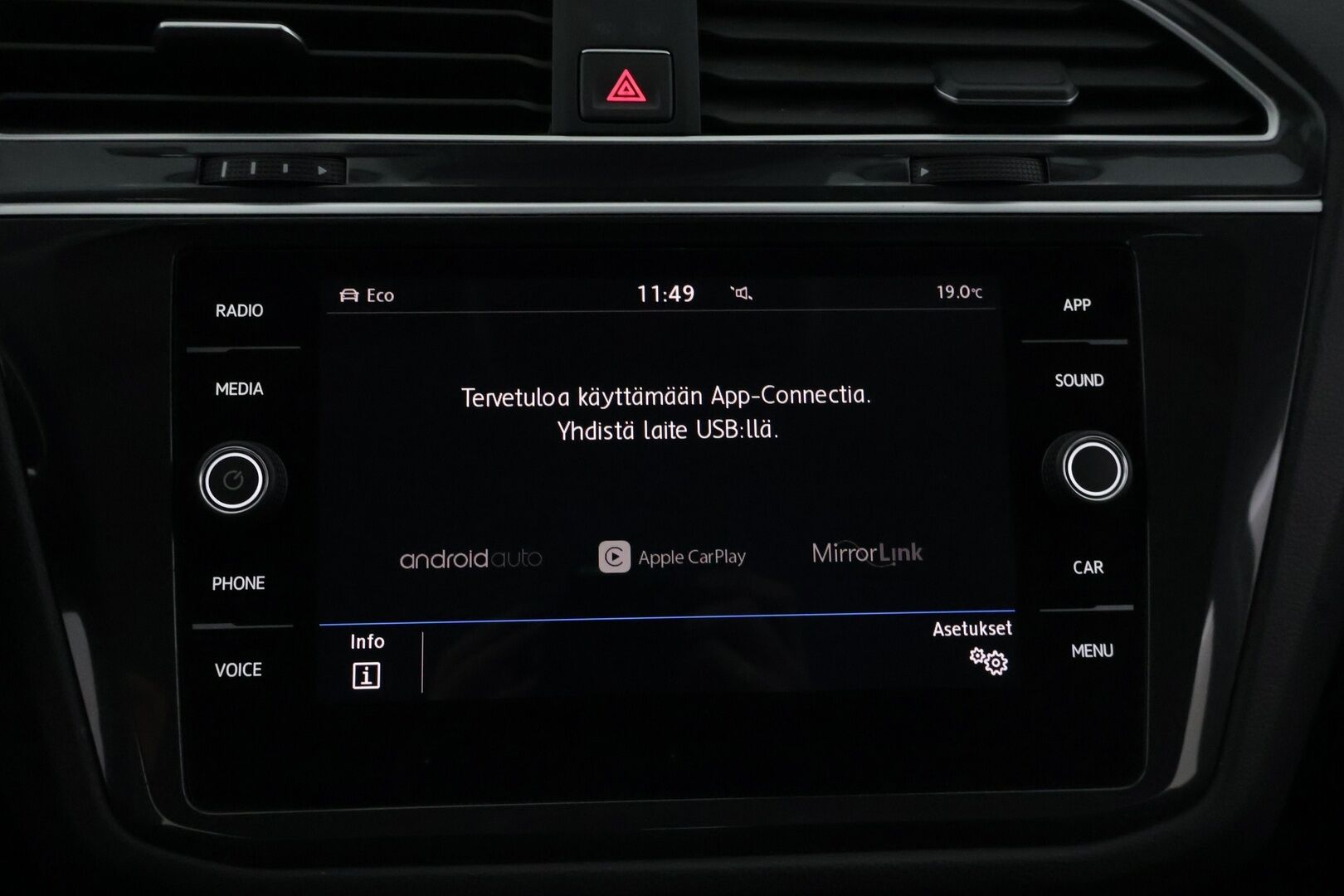 Volkswagen Tiguan 2017 Comfortline 1,4 TSI 4MOTION DSG - Adapt. Vakkari / Webasto / Siisti Väri / Juuri huollettu