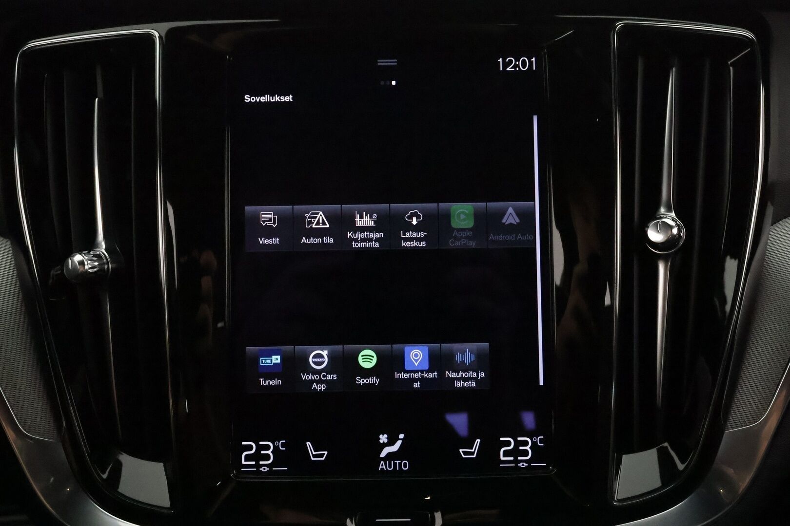 Volvo V60 2021 T6 TwE AWD Business R-Design aut *ACC / Pilot Assist / Kamera / KeylessGo / Webasto* - 1.Om Suomi-auto / Merkkihuollettu / Kahdet renkaat aluvanteilla 