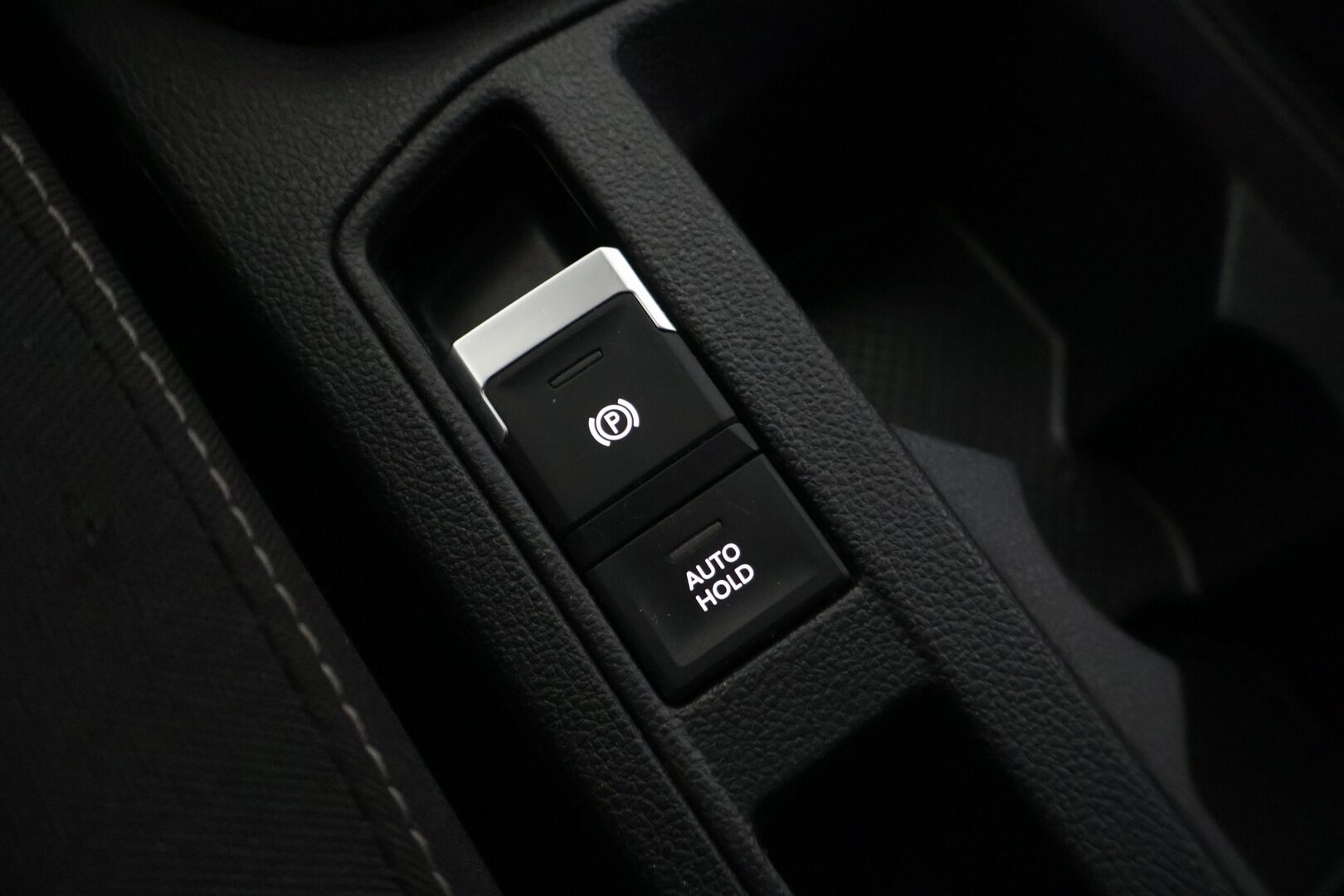 Volkswagen T-Roc 2021 Style 1,5 TSI EVO 110 kW DSG-automaatti *Webasto / Adapt.vakkari / Koukku / LaneAssist / LED / AppConnect / Ratinlämmitys* - *2-omisteinen Suomi-auto / Hyvin varusteltu*