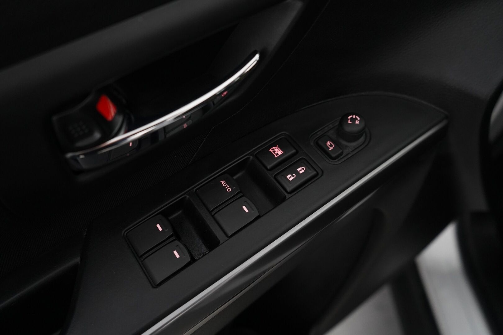 Suzuki S-Cross 2022 1.4 BOOSTERJET 4WD GL+ 6AT HYBRID *Acc / Koukku / Kamera / BLIS / Keyless / Lohko / Tutkat* - Suomi-Auto / Kahdet renkaat + Vanteet / Hyvät huollot - HULLUT BLACKWEEK JATKOT - KORKOTARJOUS 2,49%