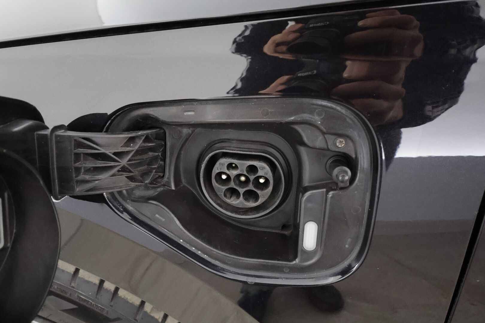 Skoda Octavia 2021 Combi 1,4 TSI PHEV RS iV DSG * ACC / Webasto / Matrix-LED / P.Kamera / Canton / Keyless / Apple&Andoird * - 1.Om Suomi-auto / Merkkihuollettu / Kahdet renkaat