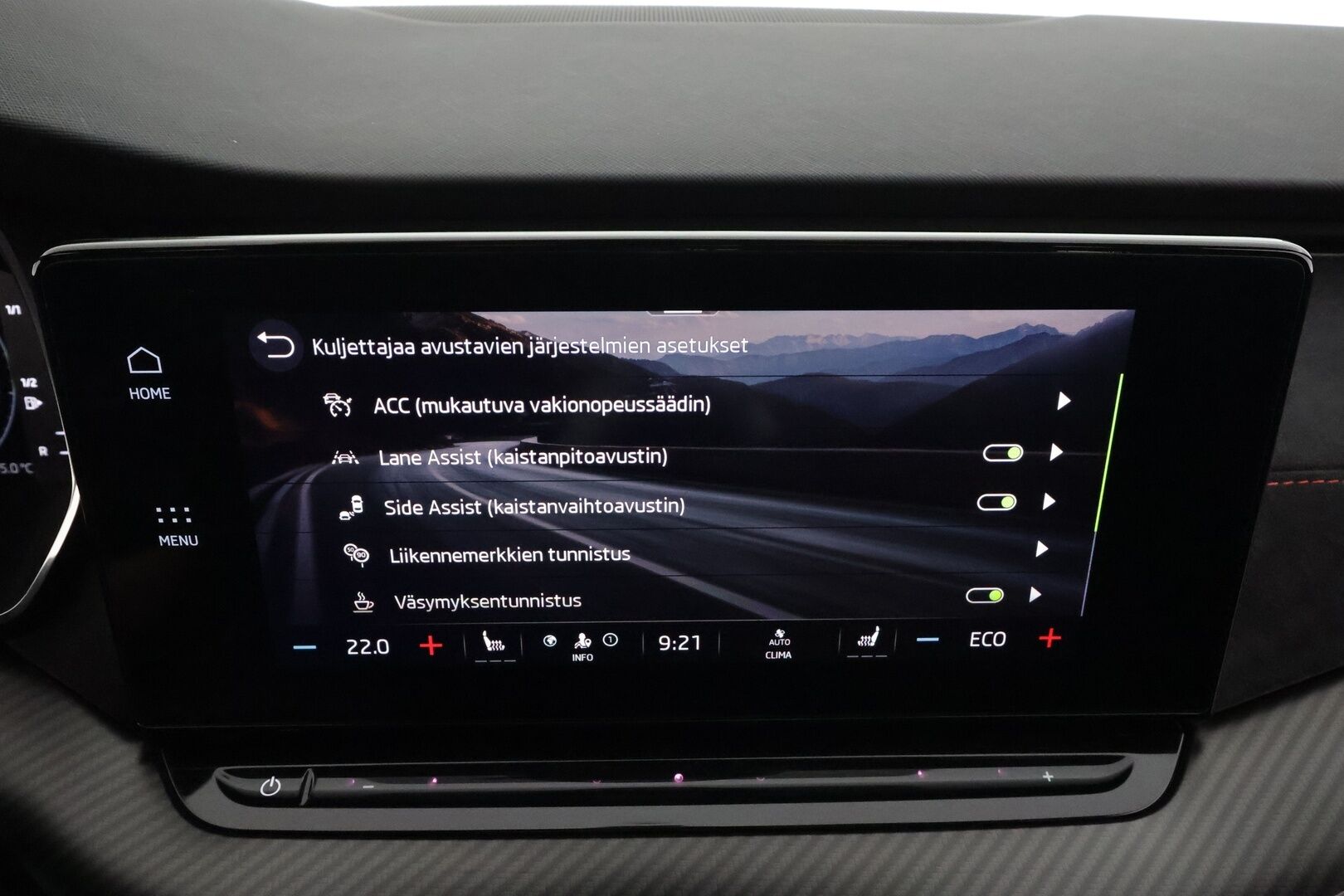 Skoda Octavia 2021 Combi 1,4 TSI PHEV RS iV DSG * ACC / Webasto / Matrix-LED / P.Kamera / Canton / Keyless / Apple&Andoird * - 1.Om Suomi-auto / Merkkihuollettu / Kahdet renkaat - HULLUT AVAJAISHULINAT KORKOTARJOUS 3,29 %