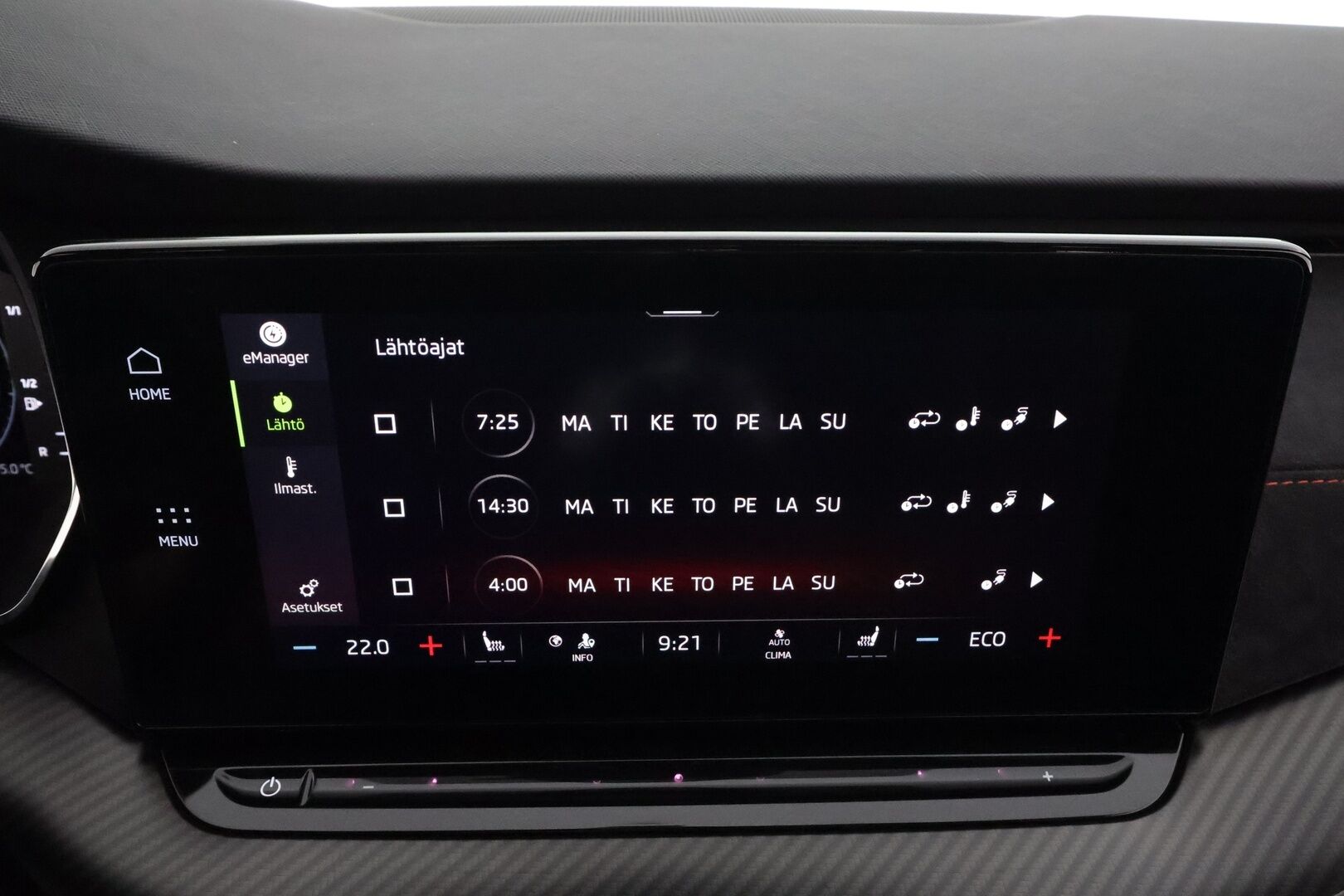 Skoda Octavia 2021 Combi 1,4 TSI PHEV RS iV DSG * ACC / Webasto / Matrix-LED / P.Kamera / Canton / Keyless / Apple&Andoird * - 1.Om Suomi-auto / Merkkihuollettu / Kahdet renkaat - HULLUT AVAJAISHULINAT KORKOTARJOUS 3,29 %