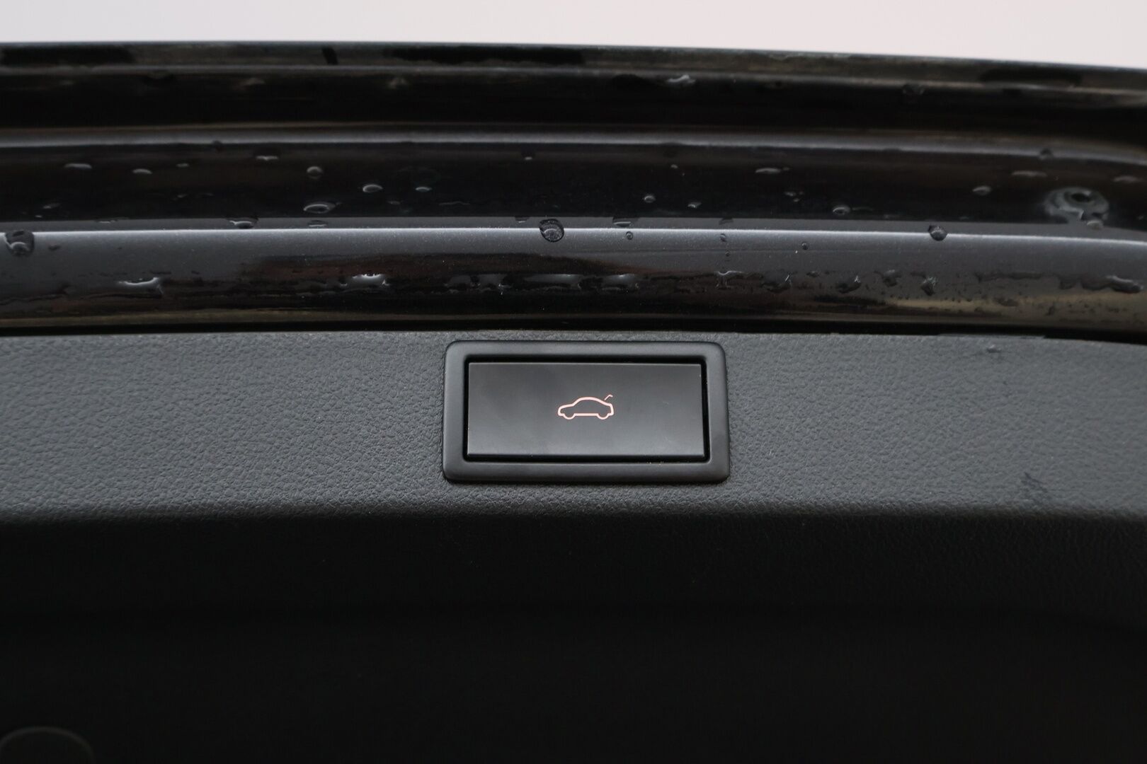 Skoda Octavia 2020 Combi 1,4 TSI PHEV RS iV DSG Autom. - Suomiauto / Webasto / Adapt.Vakkari / HUD / Peruutuskamera / Matrix LED / Nahka-Alcantara / Hieronta / Supervarusteet!