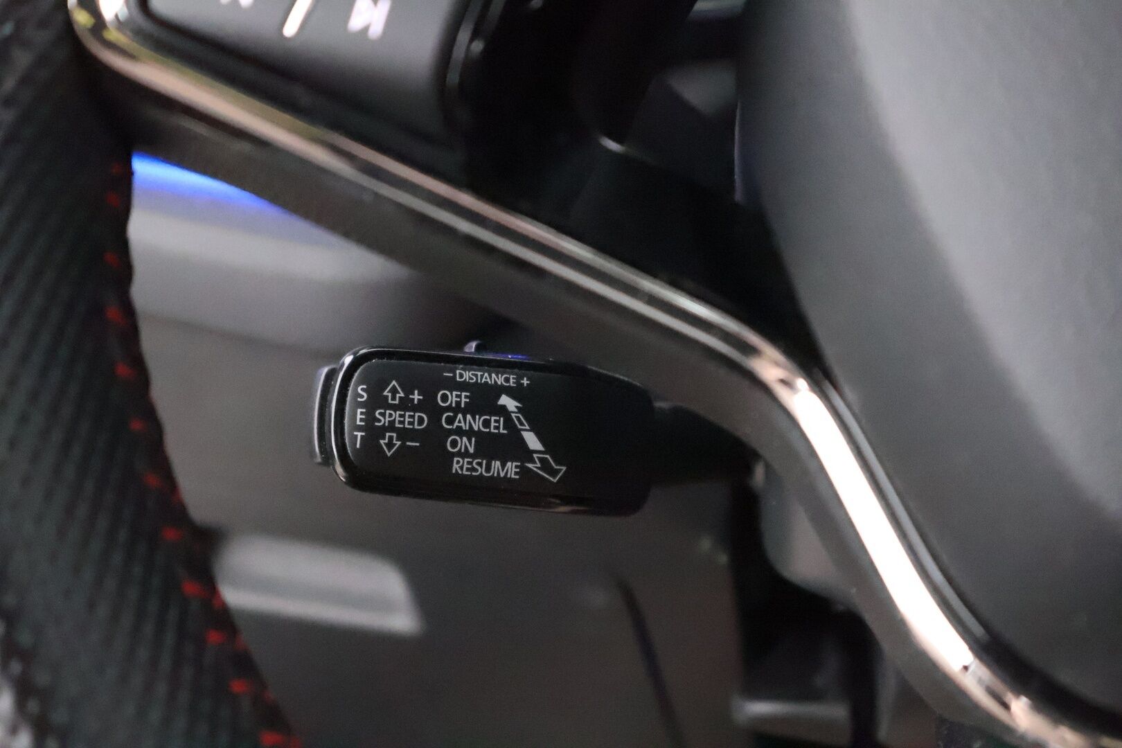 Skoda Octavia 2020 Combi 1,4 TSI PHEV RS iV DSG Autom. - Suomiauto / Webasto / Adapt.Vakkari / HUD / Peruutuskamera / Matrix LED / Nahka-Alcantara / Hieronta / Supervarusteet!