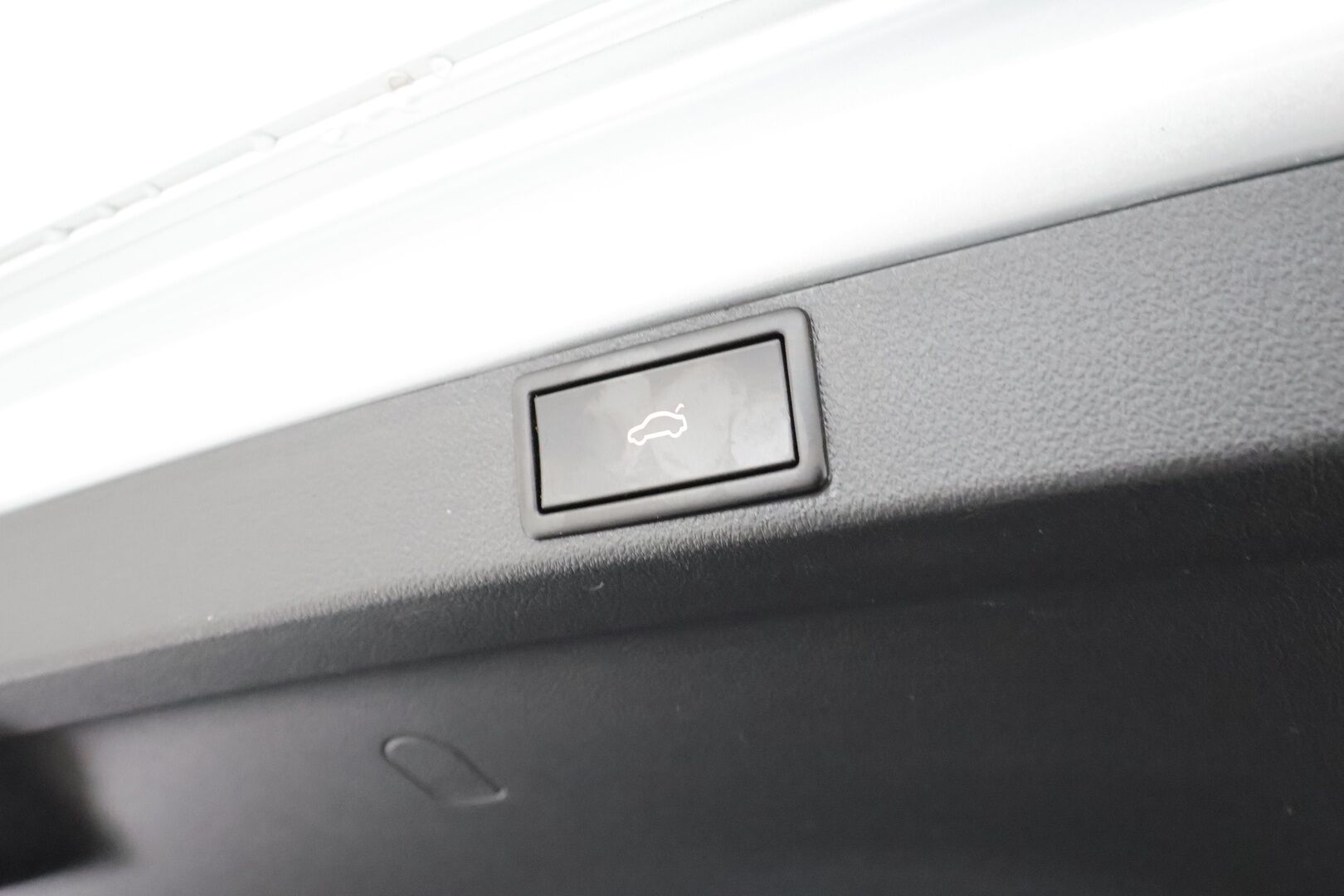 Skoda Octavia 2021 Combi 1,4 TSI PHEV RS iV DSG * Webasto / Koukku / ACC / Matrix-LED / P.kamera / Muistipenkit / Panorama / Canton * - Suomi-auto / 2x Latauskaapelit / Kahdet renkaat - HULLU BLACKWEEK KORKOTARJOUS 2,49%