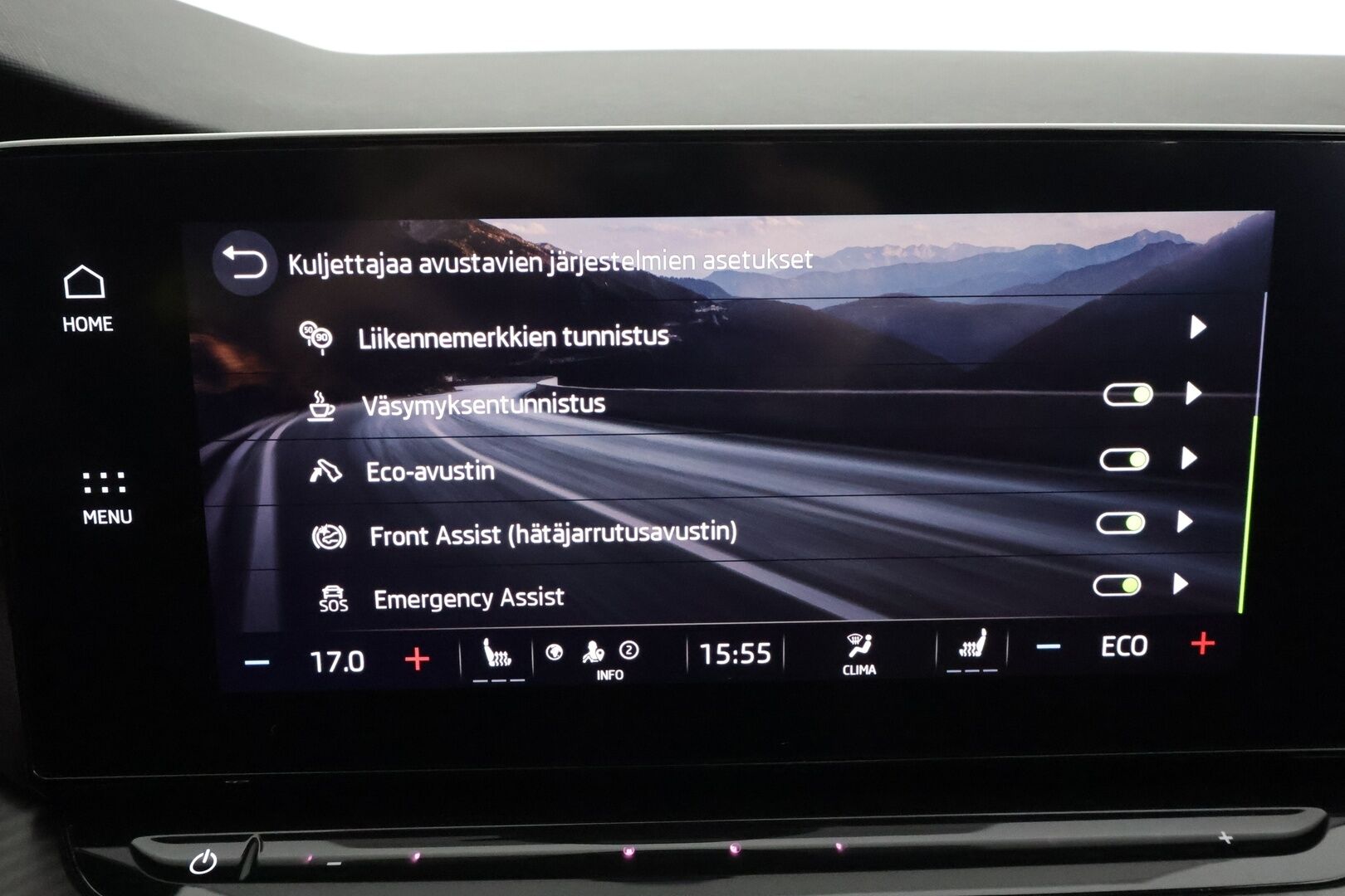 Skoda Octavia 2021 Combi 1,4 TSI PHEV RS iV DSG * Webasto / Koukku / ACC / Matrix-LED / P.kamera / Muistipenkit / Panorama / Canton * - Suomi-auto / 2x Latauskaapelit / Kahdet renkaat - HULLU BLACKWEEK KORKOTARJOUS 2,49%