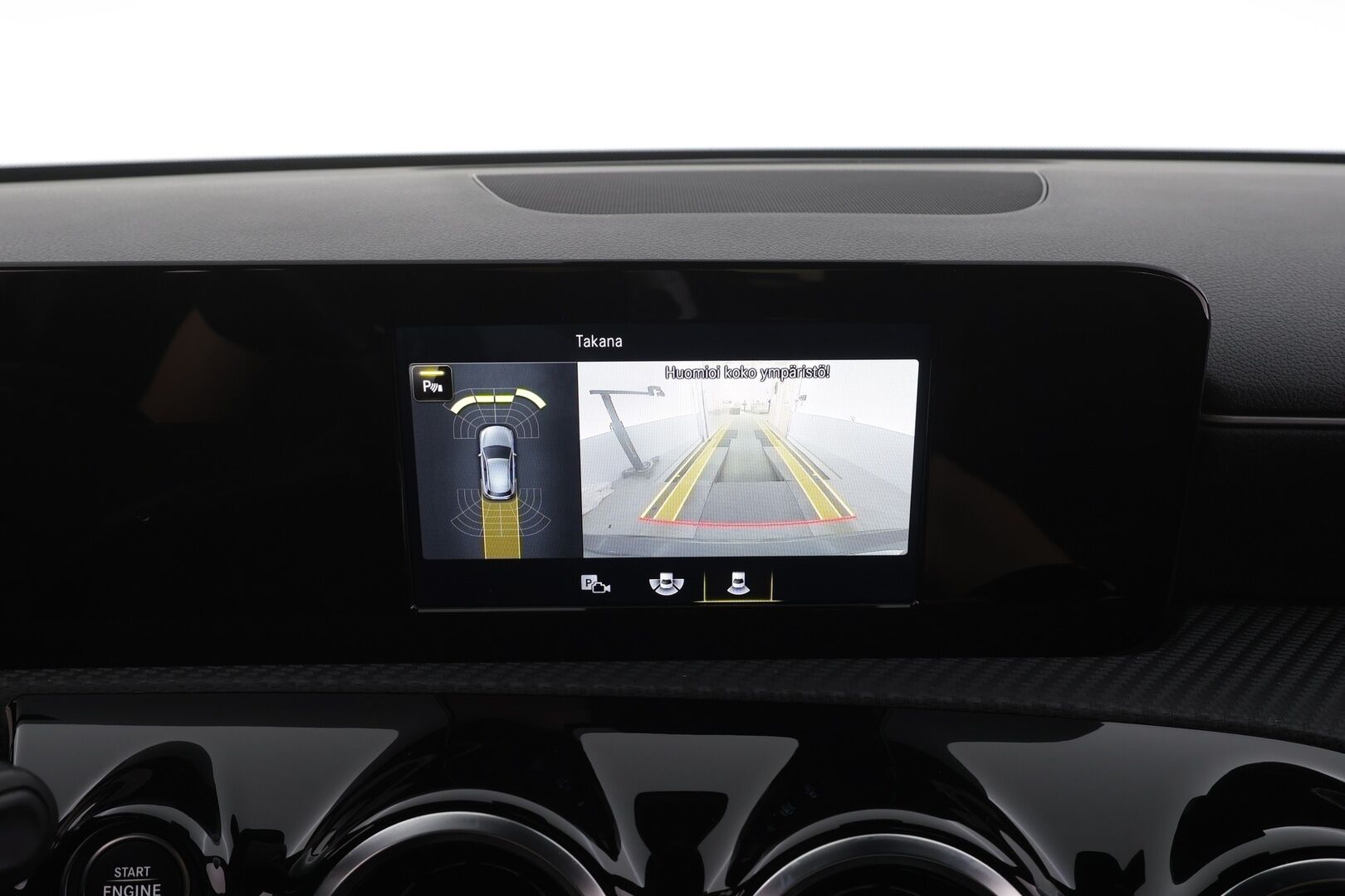 Mercedes-Benz A 2021 180 A Business Style - | Kaistavahti | P.Kamera | Lohko+Sisä | Puolinahat | Navi | LED | Digimittari | Vakkari |Suomi-auto | Kahdet renkaat aluvanteilla | Merkkihuollettu |