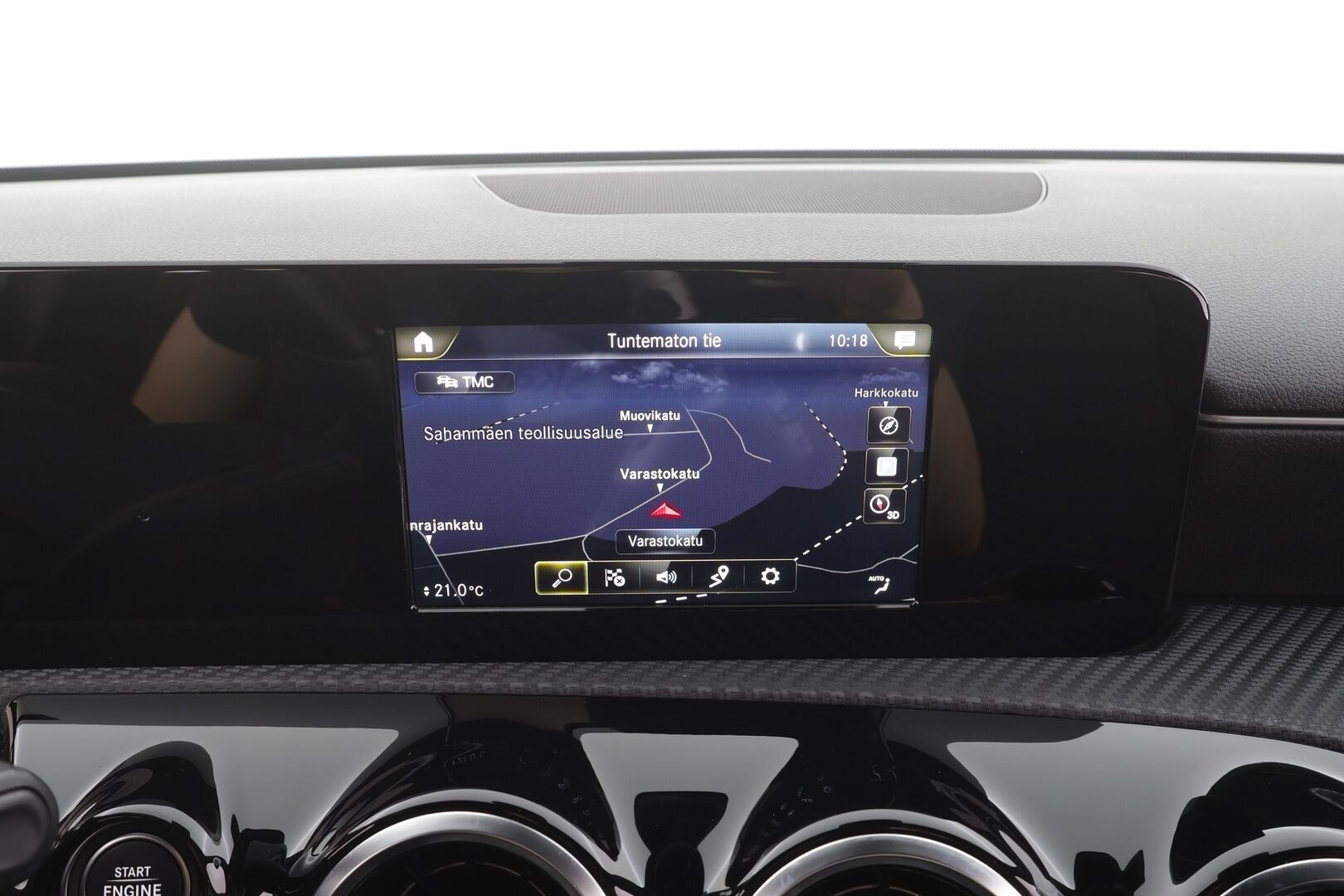 Mercedes-Benz A 2021 180 A Business Style - | Kaistavahti | P.Kamera | Lohko+Sisä | Puolinahat | Navi | LED | Digimittari | Vakkari |Suomi-auto | Kahdet renkaat aluvanteilla | Merkkihuollettu |