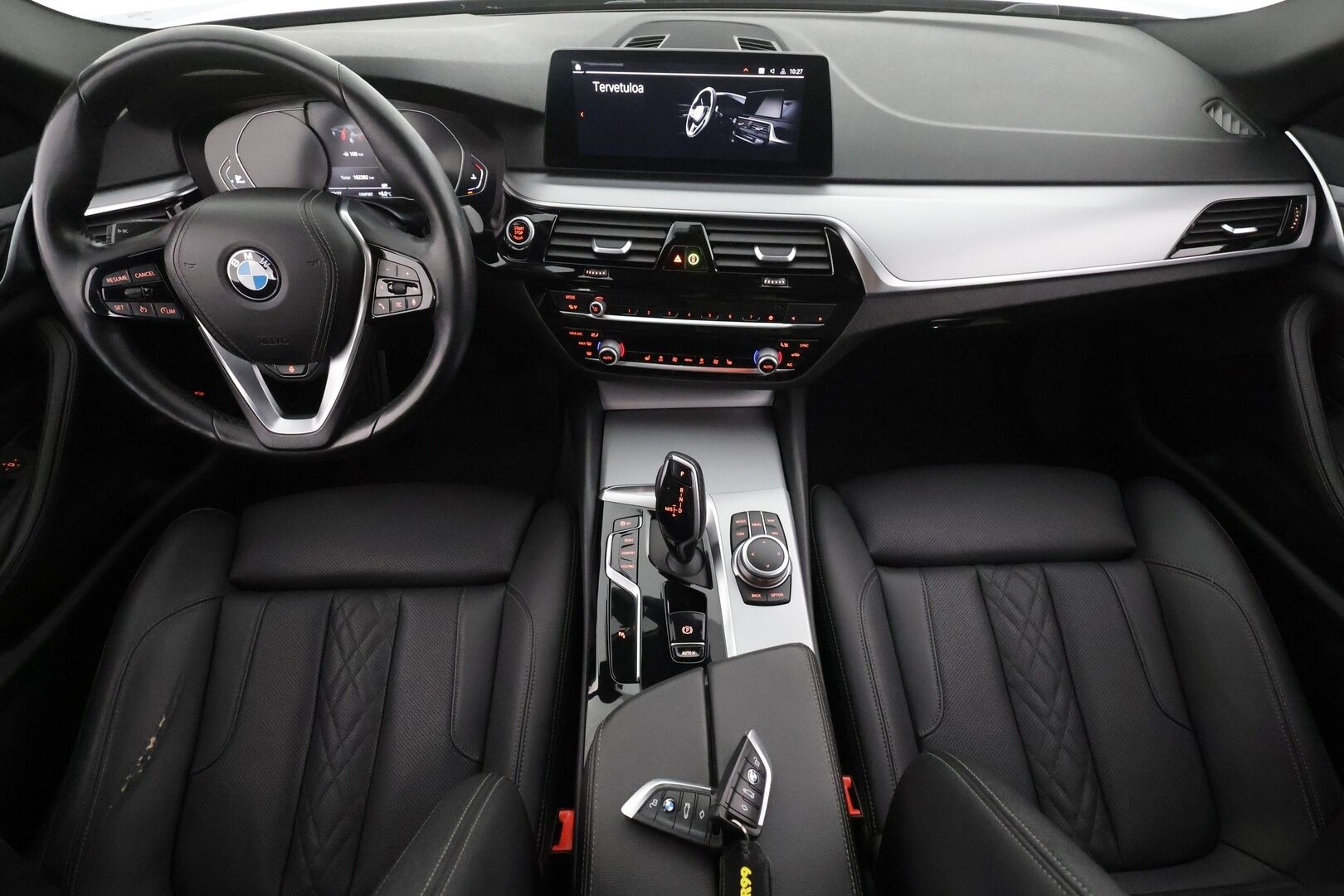 BMW 520 2021 G30 Sedan 520d A xDrive MHEV * Vakkari / P.tutkat / LED / Navi / Sporttinahat * - Suomi-auto / Kahdet renkaat aluvanteilla