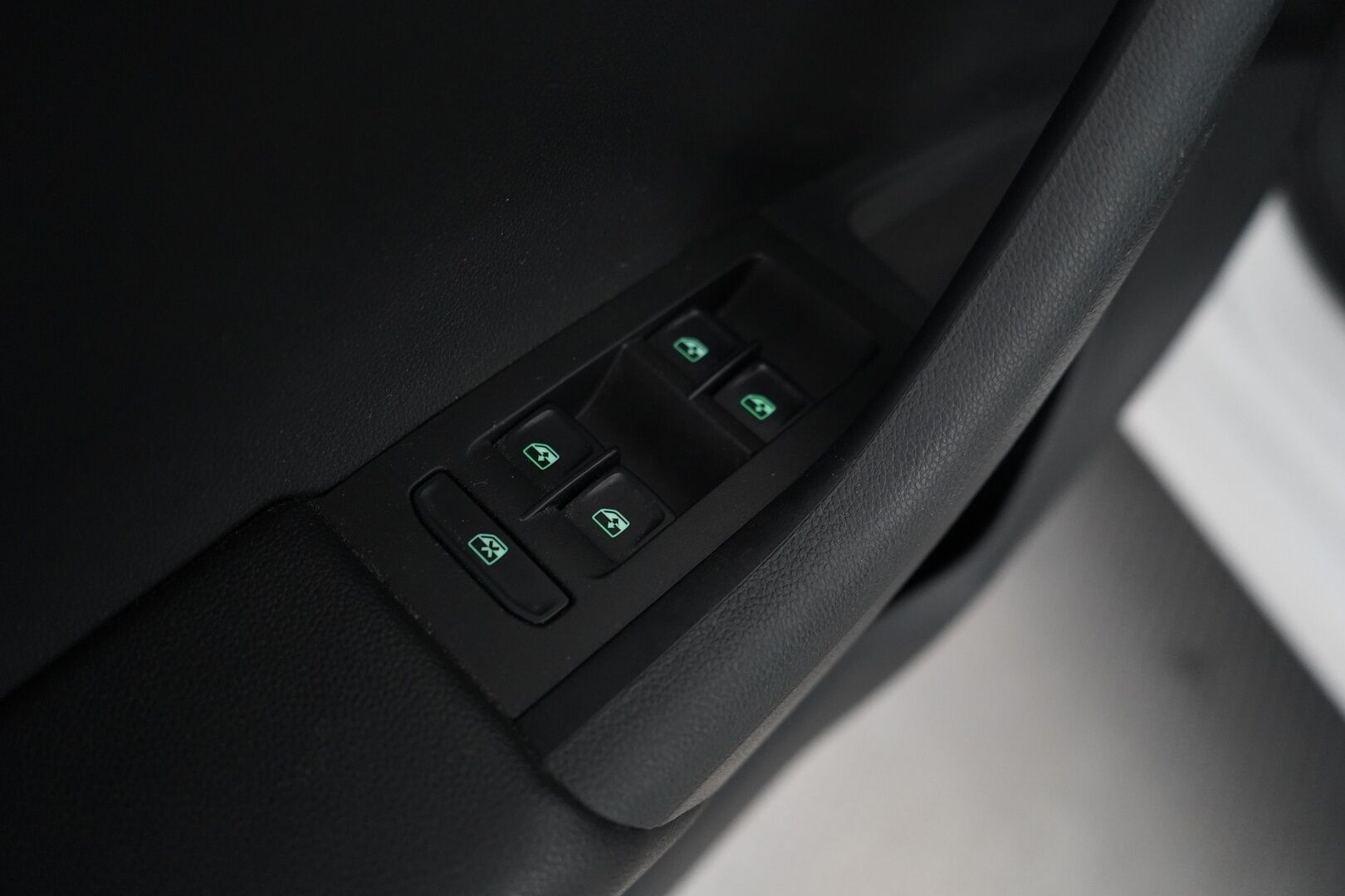 Skoda Octavia 2019 Combi 1,5 TSI G-TEC Ambition DSG Autom * Webasto / Koukku / Vakkari / Sähköinen takaluukku / Tutka * - Juuri katsastettu / Kahdet Skodan alut / Viimeisin huolto 5 / 25