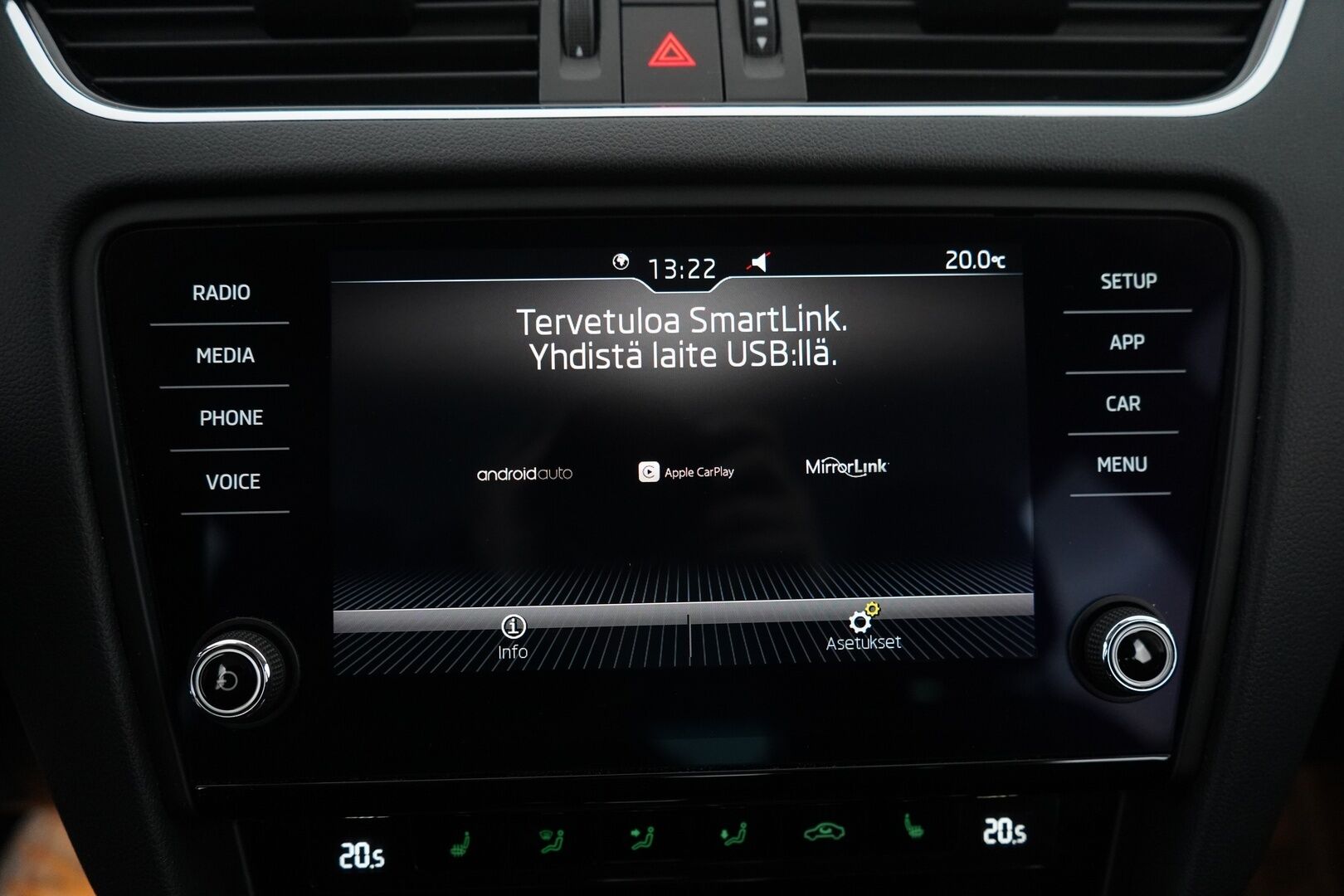 Skoda Octavia 2019 Combi 1,5 TSI G-TEC Ambition DSG Autom * Webasto / Koukku / Vakkari / Sähköinen takaluukku / Tutka * - Juuri katsastettu / Kahdet Skodan alut / Viimeisin huolto 5 / 25