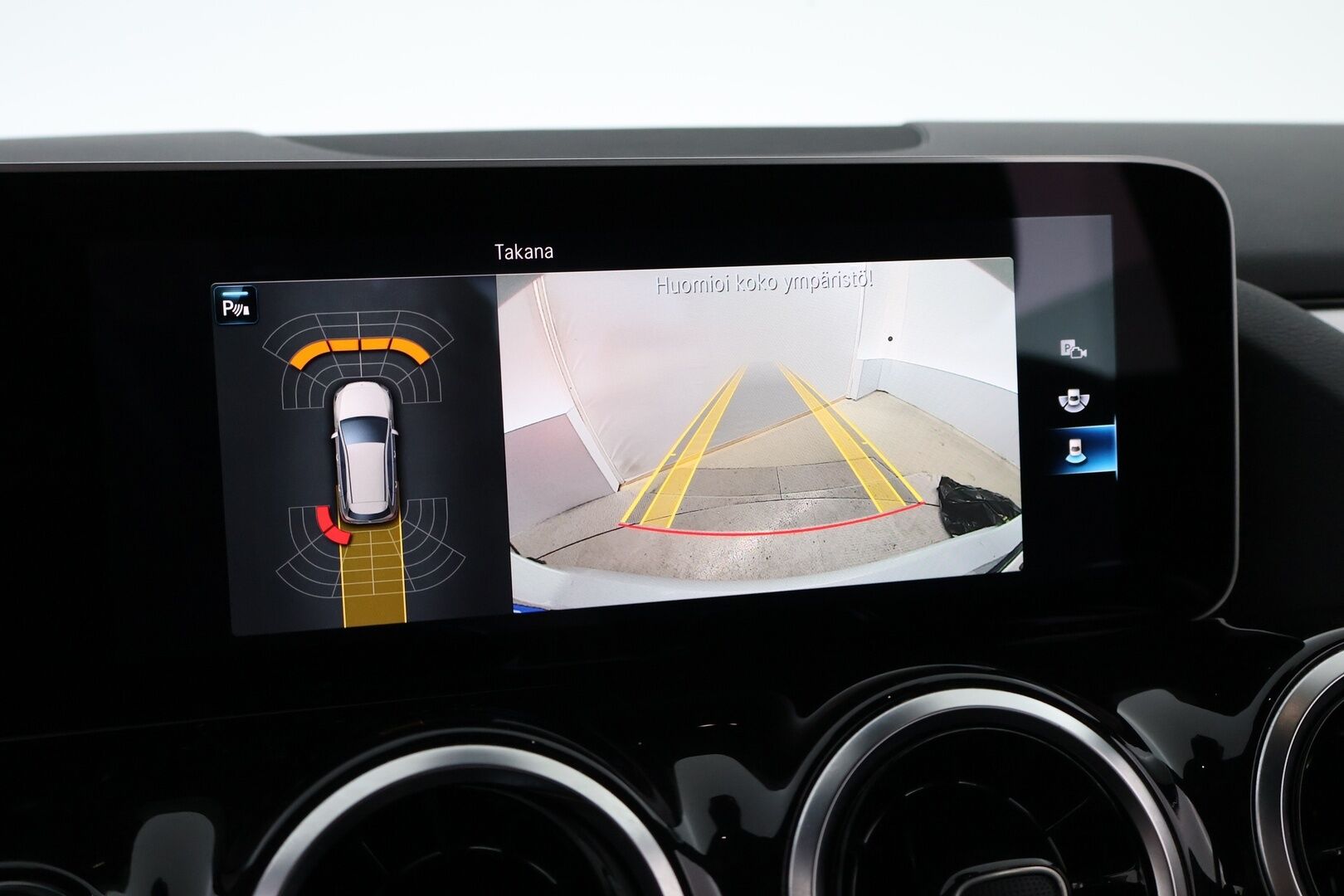 Mercedes-Benz B 2019 180 Progressive - Widescreen / Peruutuskamera / Vakkari / Puolinahkasisusta / LED High Performance / Comand Navi / Juuri tullut Tampereelle!