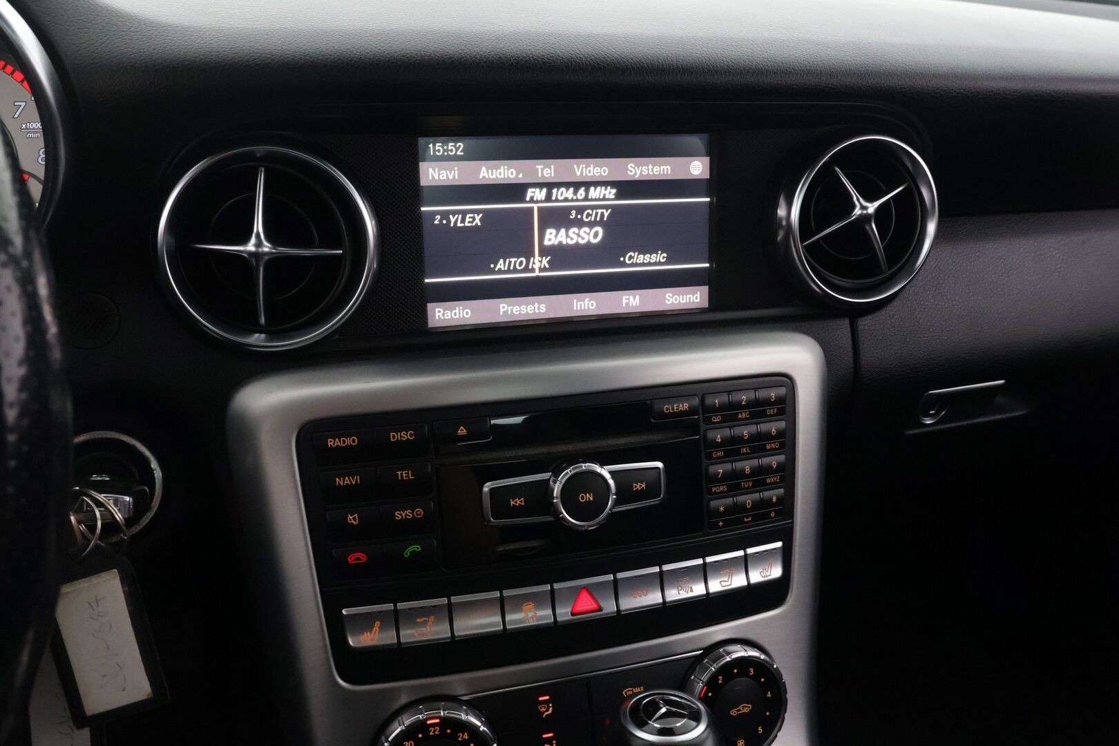 Mercedes-Benz SLK 2011 200 BE A AMG - | Vakkari! | 2x Renkaat! | Juuri Huollettu! | Facelift! | 