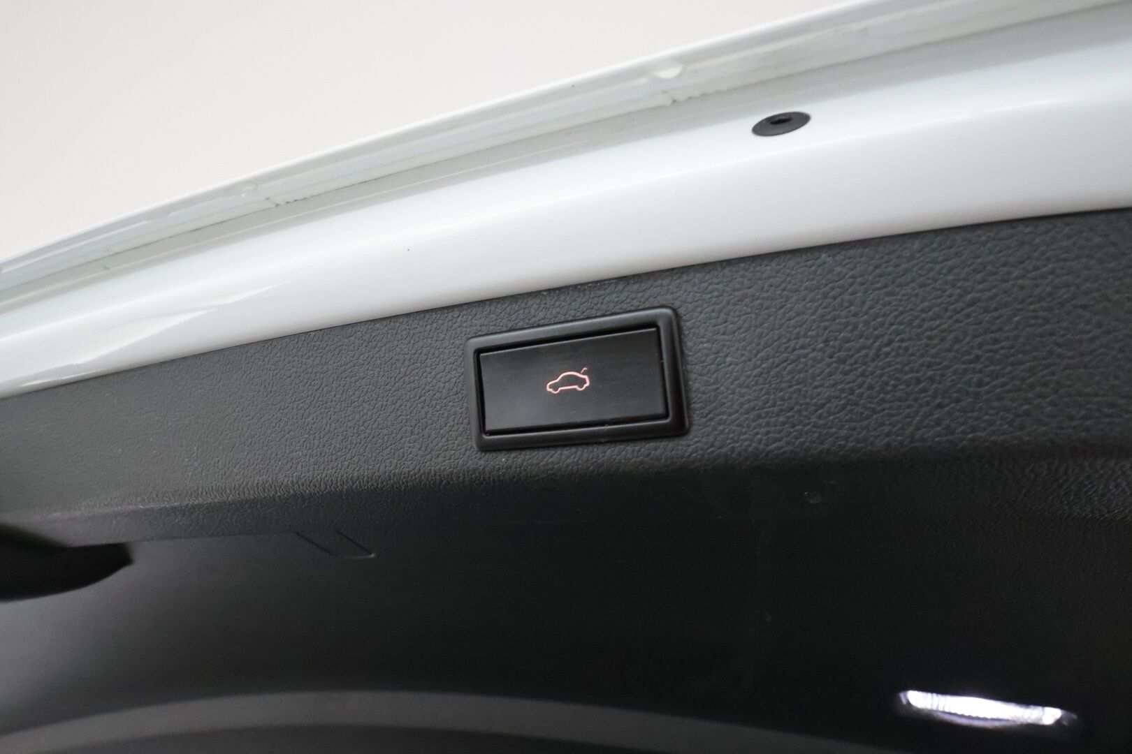 Skoda Superb 2021 Combi 1,4TSI PHEV L&K iV DSG **Webasto / Canton / Panorama / ACC / Matrix-LED / 360° / Ilmastoitu&Hierova Muistipenkki** - 1-om Suomi-auto / 2x Latauskaapelit / Kahdet Renkaat / Merkkihuollettu!