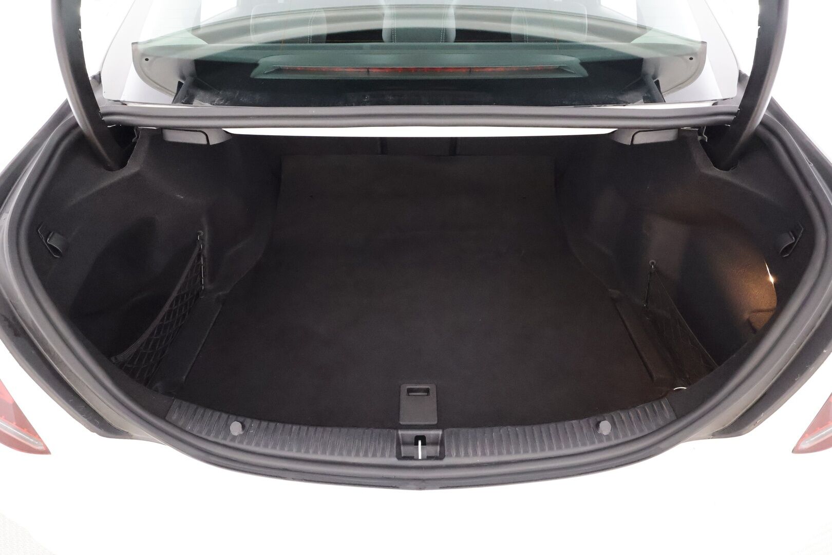 Mercedes-Benz C 2021 180 A Star Edition * Distronic Pro / Multibeam / P.kamera / Lohko+Sisä / Sporttinahat / Navi * - 1.Om Suomi-auto / Kahdet renkaat aluvanteilla