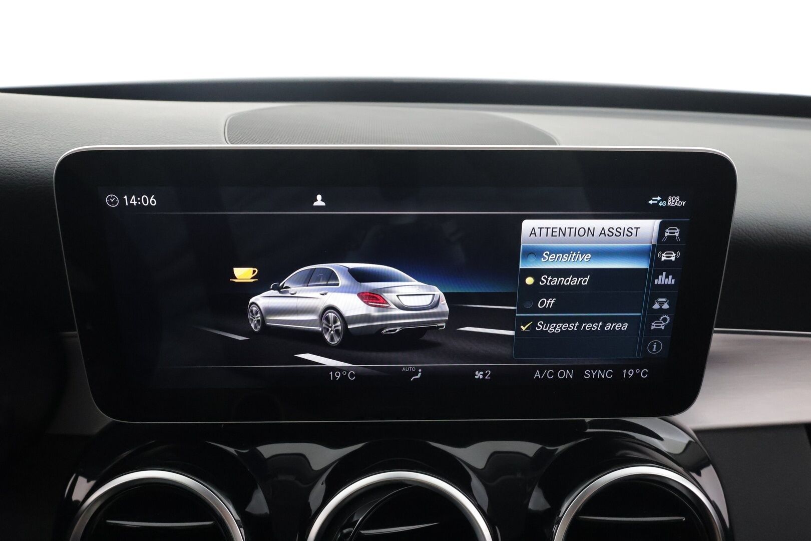 Mercedes-Benz C 2021 180 A Star Edition * Distronic Pro / Multibeam / P.kamera / Lohko+Sisä / Sporttinahat / Navi * - 1.Om Suomi-auto / Kahdet renkaat aluvanteilla