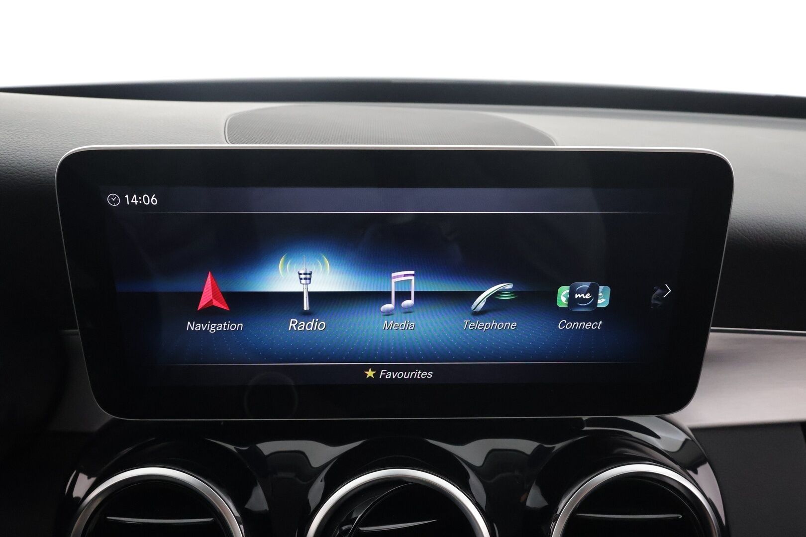 Mercedes-Benz C 2021 180 A Star Edition * Distronic Pro / Multibeam / P.kamera / Lohko+Sisä / Sporttinahat / Navi * - 1.Om Suomi-auto / Kahdet renkaat aluvanteilla