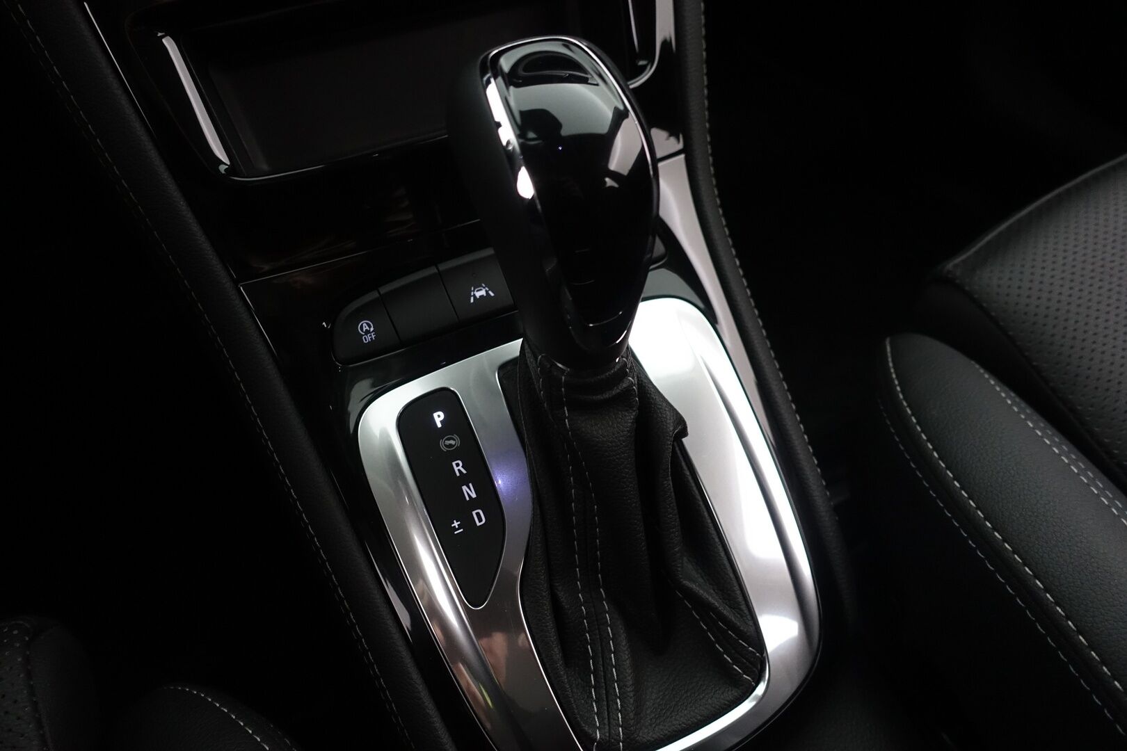 Opel Astra 2020 Sports Tourer Executive 145 Turbo A - | Juuri huollettu! | ACC | Matrix-LED | AGR-istuin | P.kamera & tutkat | Nahkasisusta | Apple & Android |