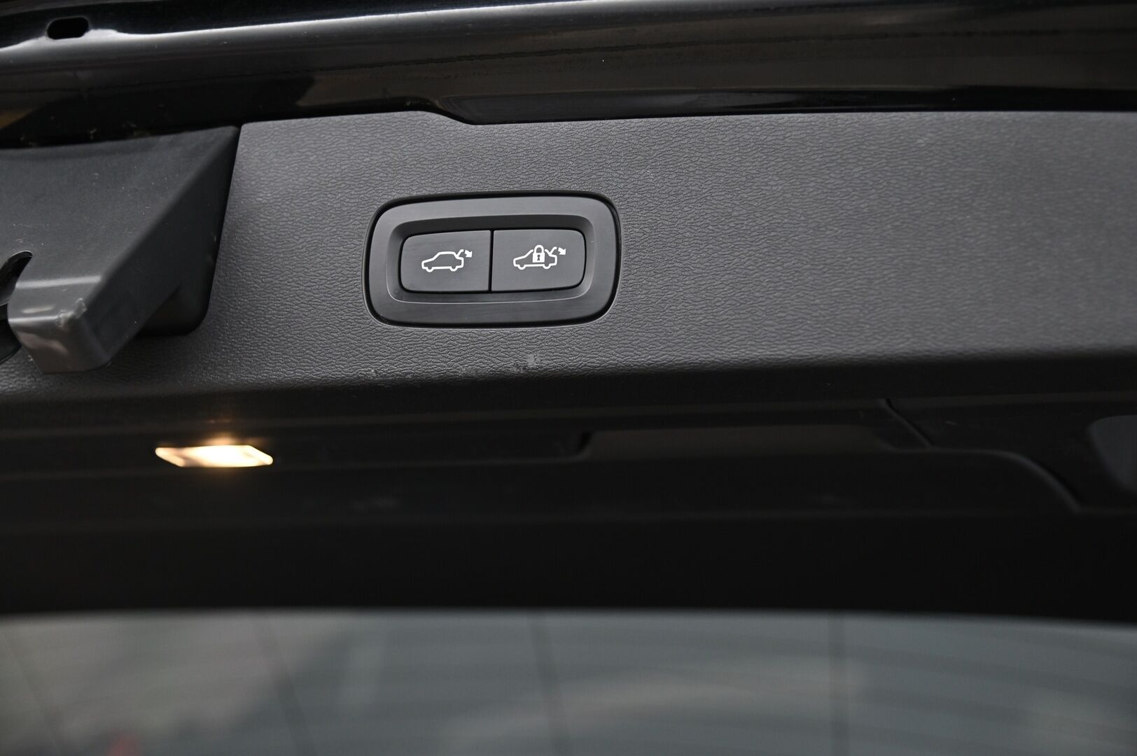 Volvo V60 2021 T8 TwE AWD Polestar Engineered aut *Webasto / H&K / ACC / Muistipenkki / Panorama* - Lämmitettävä Tuulilasi / S-Luukku / 2x Renkaat&alumiinivanteet