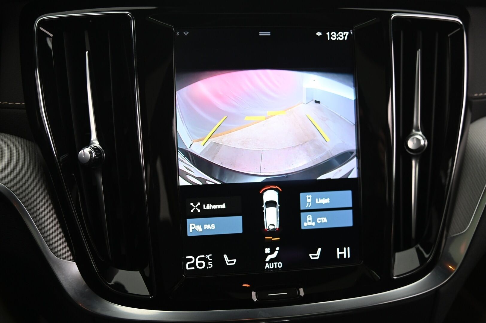 Volvo V60 2021 T8 TwE AWD Polestar Engineered aut *Webasto / H&K / ACC / Muistipenkki / Panorama* - Lämmitettävä Tuulilasi / S-Luukku / 2x Renkaat&alumiinivanteet