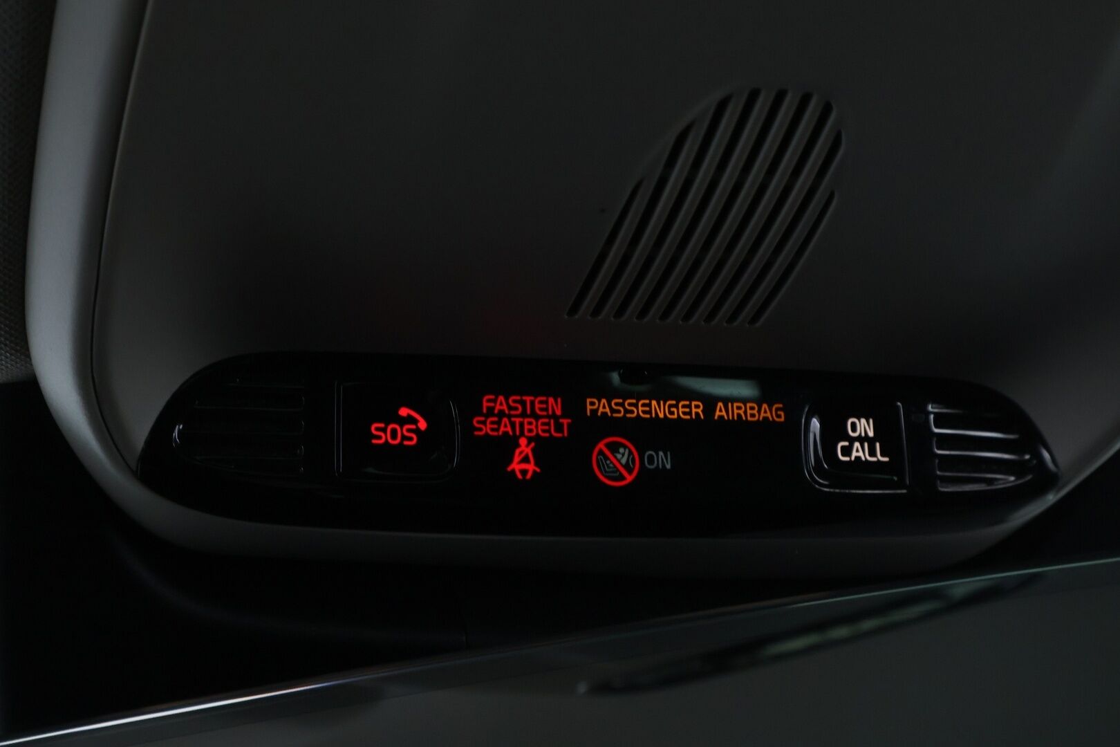 Volvo V90 2018 T5 Momentum Bi-Fuel aut * Webasto / Koukku / Adapt.Vakkari / Navi / Puolinahkasisusta / Juuri Saapunut! - Sähköluukku / Digimittaristo / Uudenveroiset talvirenkaat!