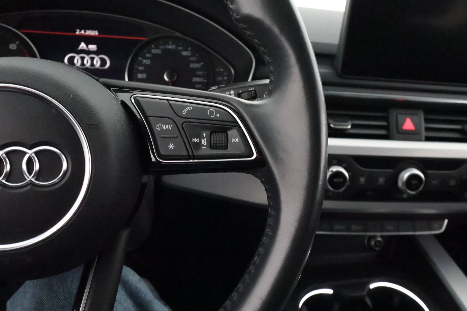 Audi A5 2018 Sportback Business Sport 2,0 TFSI 140 kW S tronic - Vakkari / Sporttipenkit / Apple&Android / LED / P.tutkat