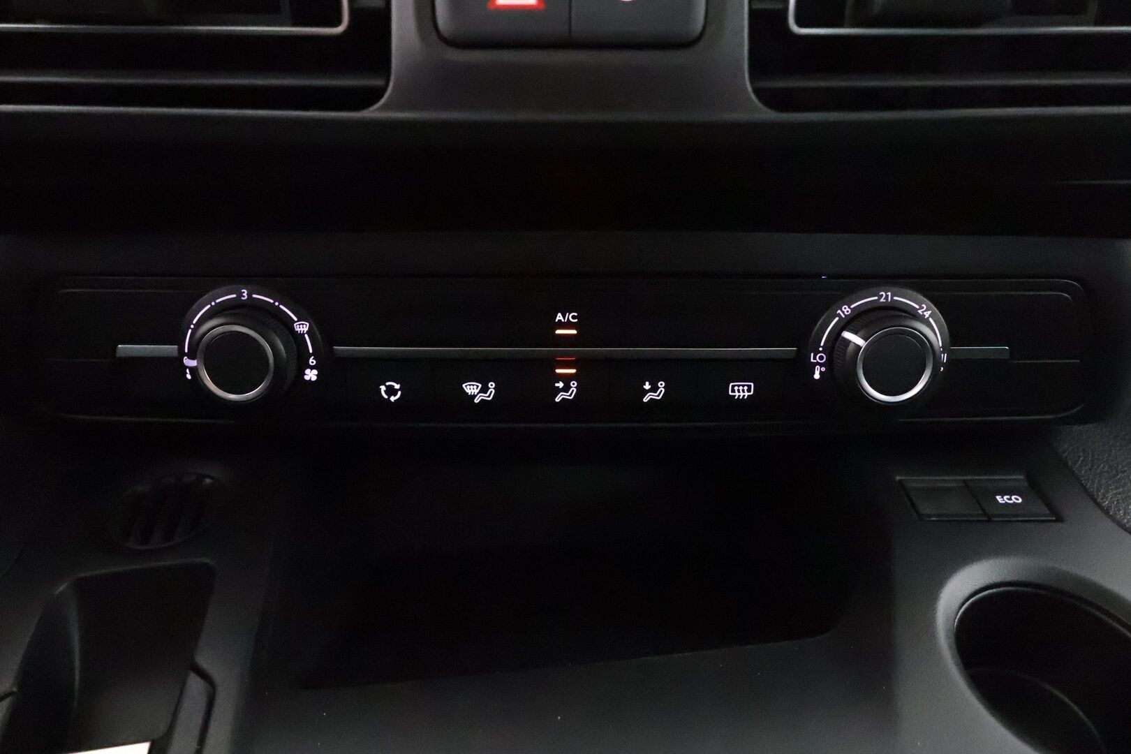 Peugeot Rifter 2021 Allure BlueHDi 130 Aut. L2ALV *7-Paikkainen / 1-om. Suomi-auto / Vakkari / Lohko+puhallin /Peruutustutka / Ilmastointi* - 3,99 % KORKOTARJOUS TÄHÄN AUTOON - 31.5. ASTI! - *Katsastusta 3/27 / 2x renkaat / Super siisti*