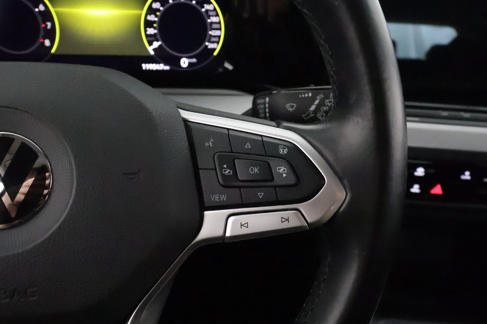 Volkswagen Golf 2020 1,0 TSI 81 kW - Suomiauto / Adapt.Vakkari / Digimittaristo / AppConnect / LED / Ratinlämmitys / Peruutustutkat / Tulossa Tampereelle!