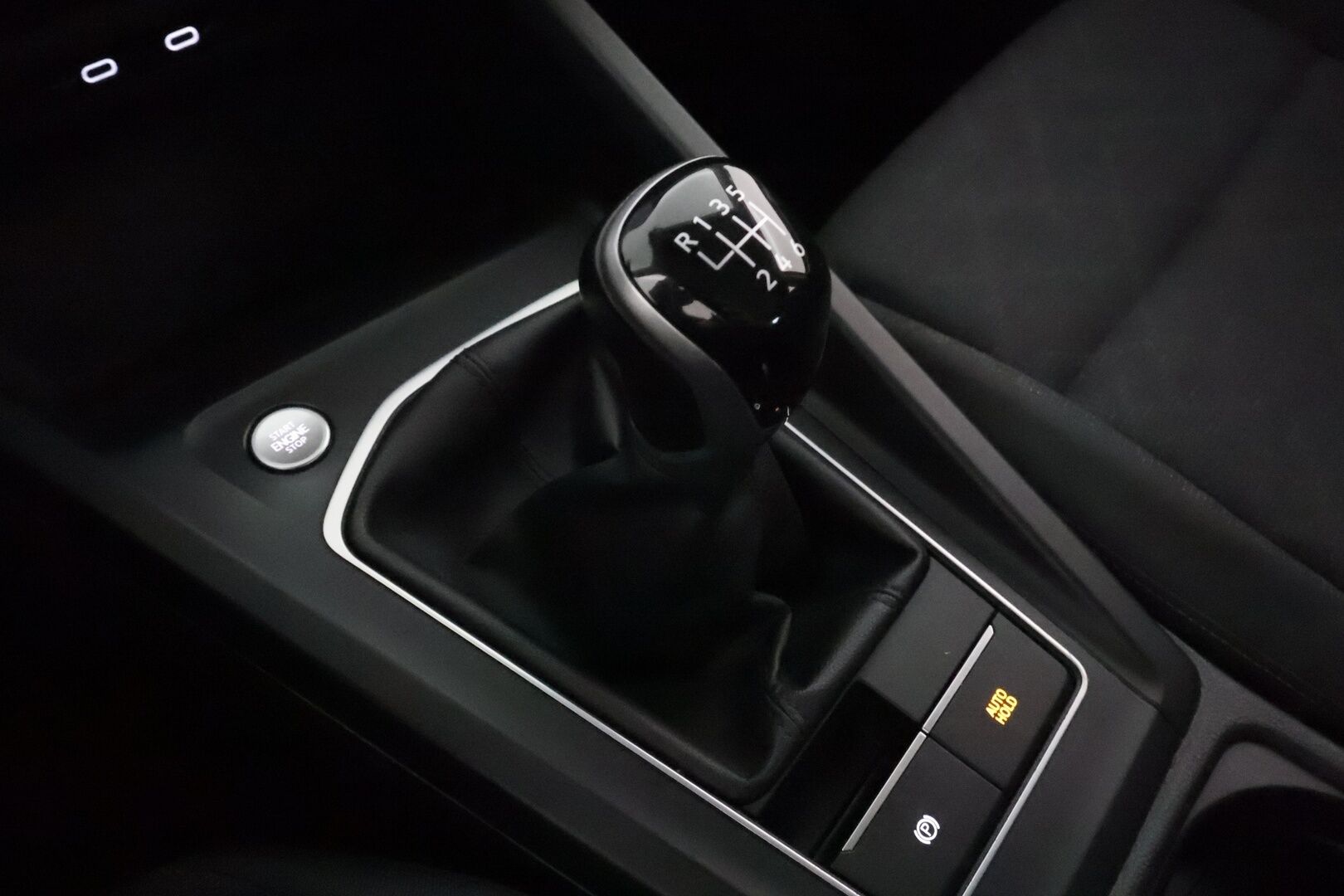 Volkswagen Golf 2020 1,0 TSI 81 kW - Suomiauto / Adapt.Vakkari / Digimittaristo / AppConnect / LED / Ratinlämmitys / Peruutustutkat / Tulossa Tampereelle!