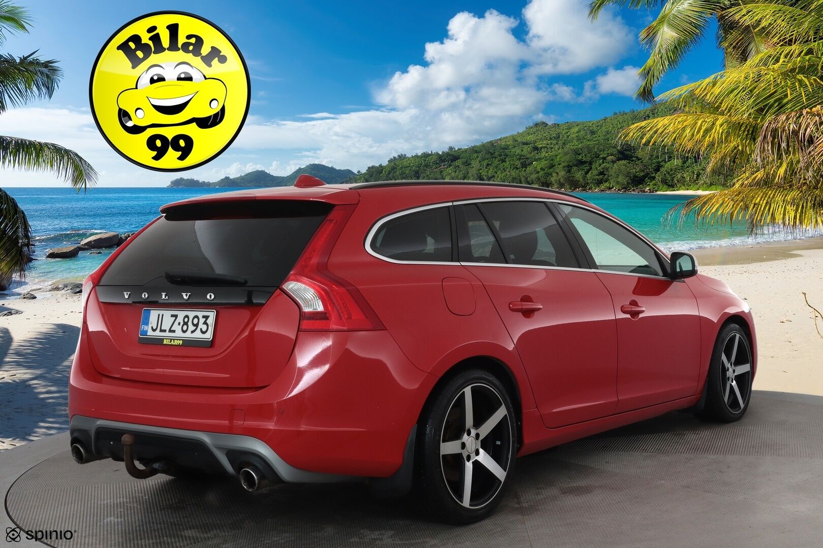 Volvo V60 2014 D4 AWD R-Design Edition aut **Vakkari / Webasto / Muistipenkki / P.tutka / Nahka-Alcantara / Sporttipenkit / Koukku** - Kahdet renkaat aluvanteilla