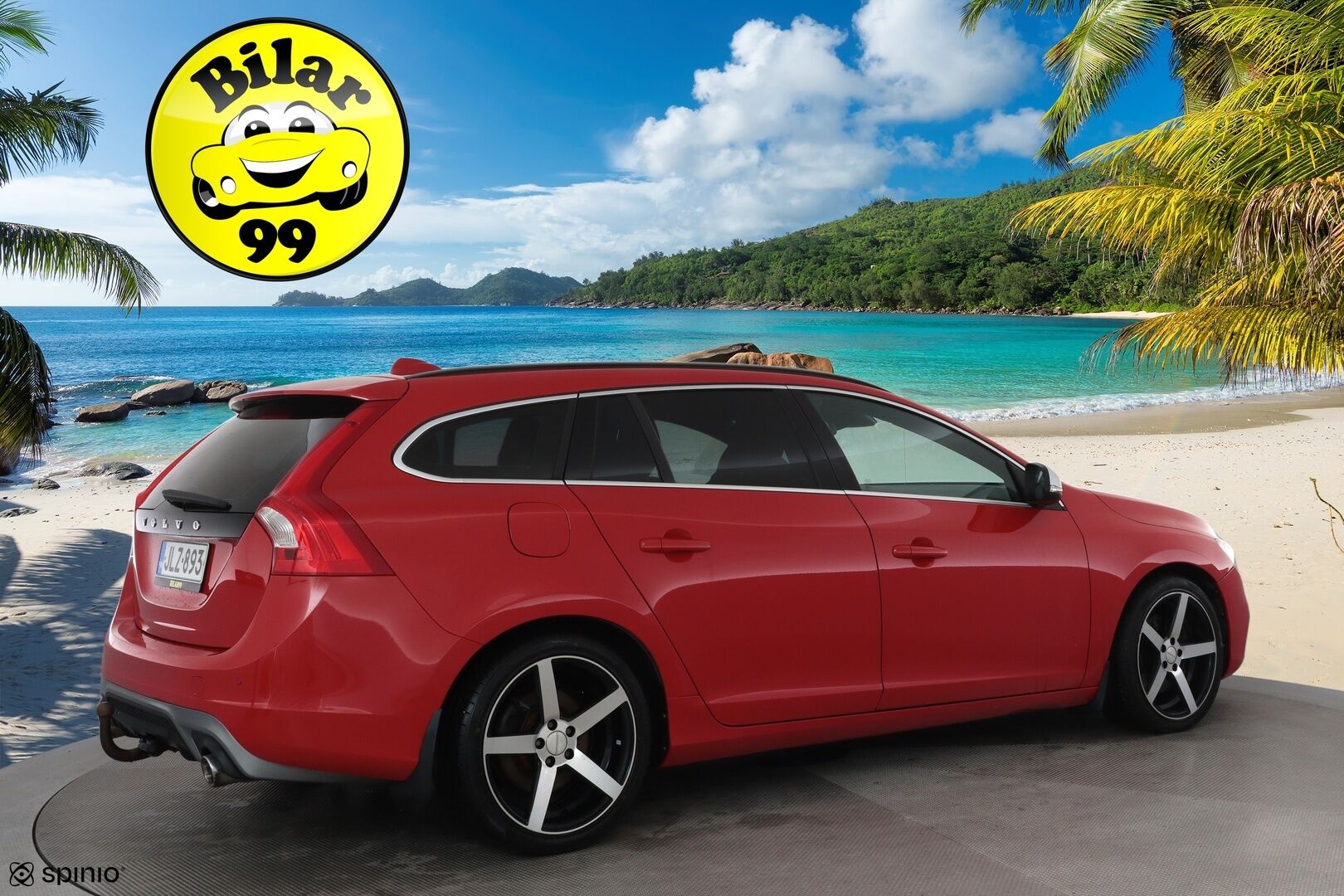 Volvo V60 2014 D4 AWD R-Design Edition aut **Vakkari / Webasto / Muistipenkki / P.tutka / Nahka-Alcantara / Sporttipenkit / Koukku** - Kahdet renkaat aluvanteilla