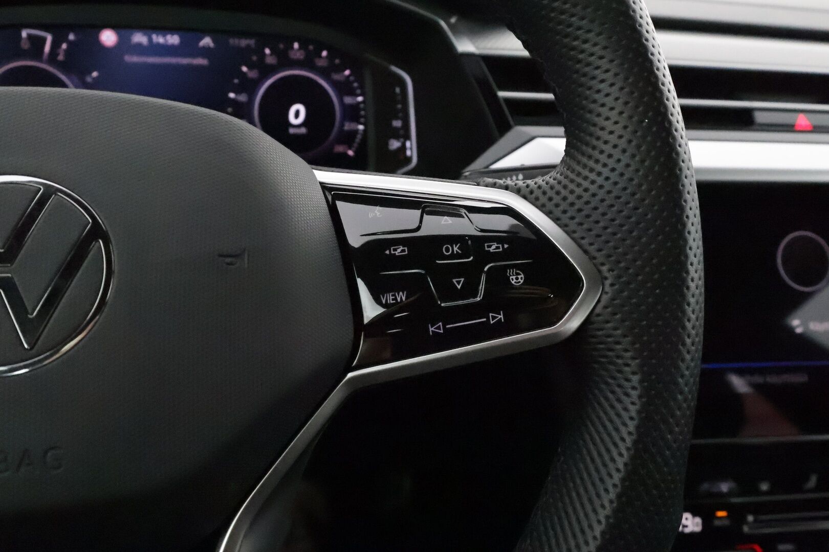 Volkswagen Arteon 2021 Shooting Brake R-Line eHybrid 160 kW DSG-automaatti **Webasto / Adapt.Vakkari / P.Kamera / Apple&Android / Sähköluukku** - 1.Om Suomi-auto 