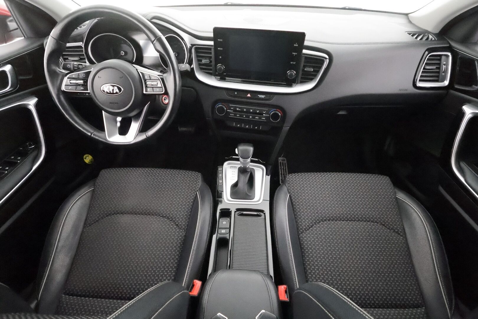Kia XCeed 2021 1,5 T-GDI 160hv EX DCT - Suomiauto | Vetokoukku | Peruutuskamera | LED | Lohko&Sisäpistoke | Vakkari | Apple&Android | 2x Renkaat Aluvantein | Huippuyksilö!