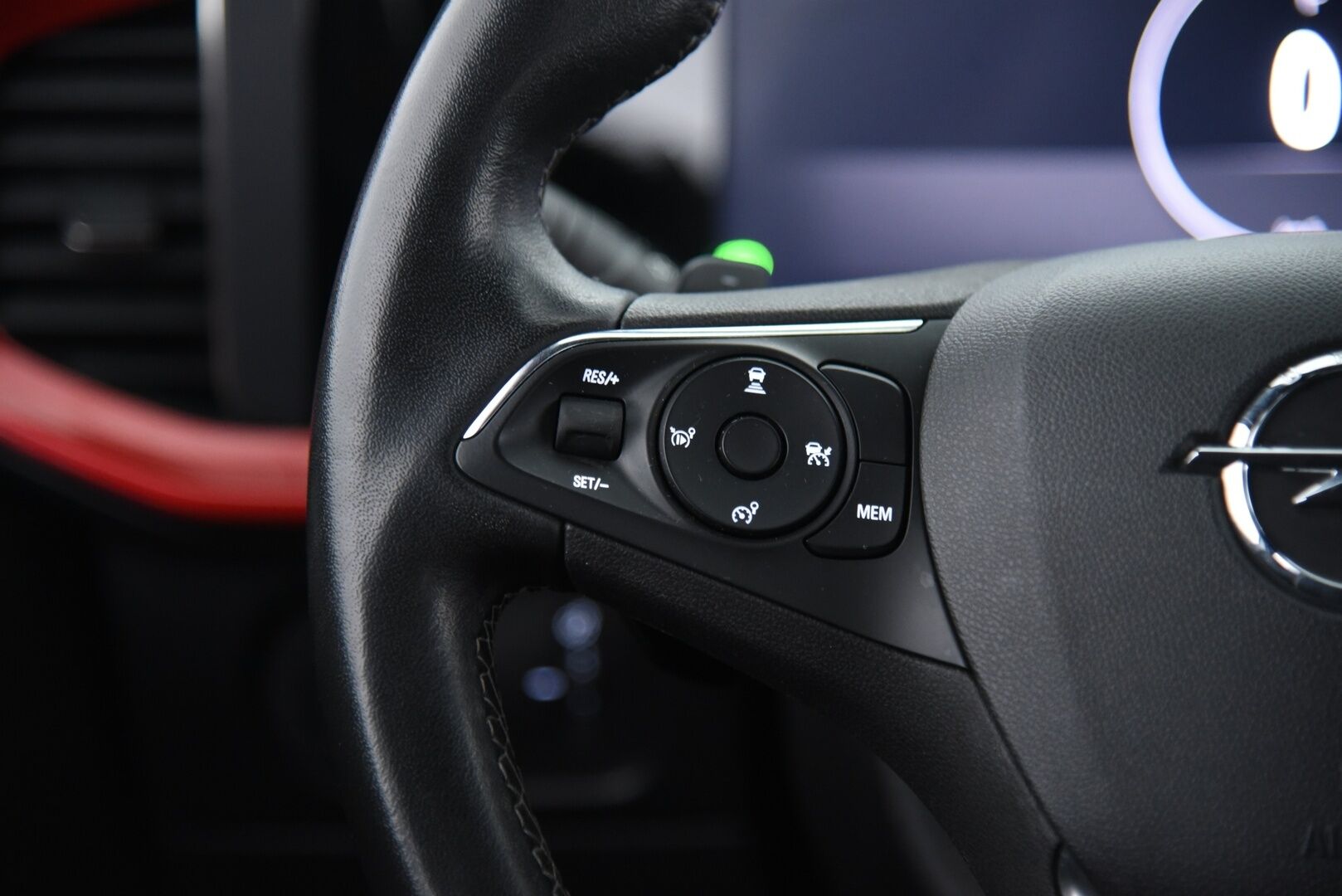 Opel Mokka 2021 GS Line Plus 130 Turbo A / Adapt.vakkari / BLIS / P.kamera / Ajopilotti / Kaistavahti / Tutkat - 1.Om Suomi-auto merkkiliikkeen huoltohistorialla!