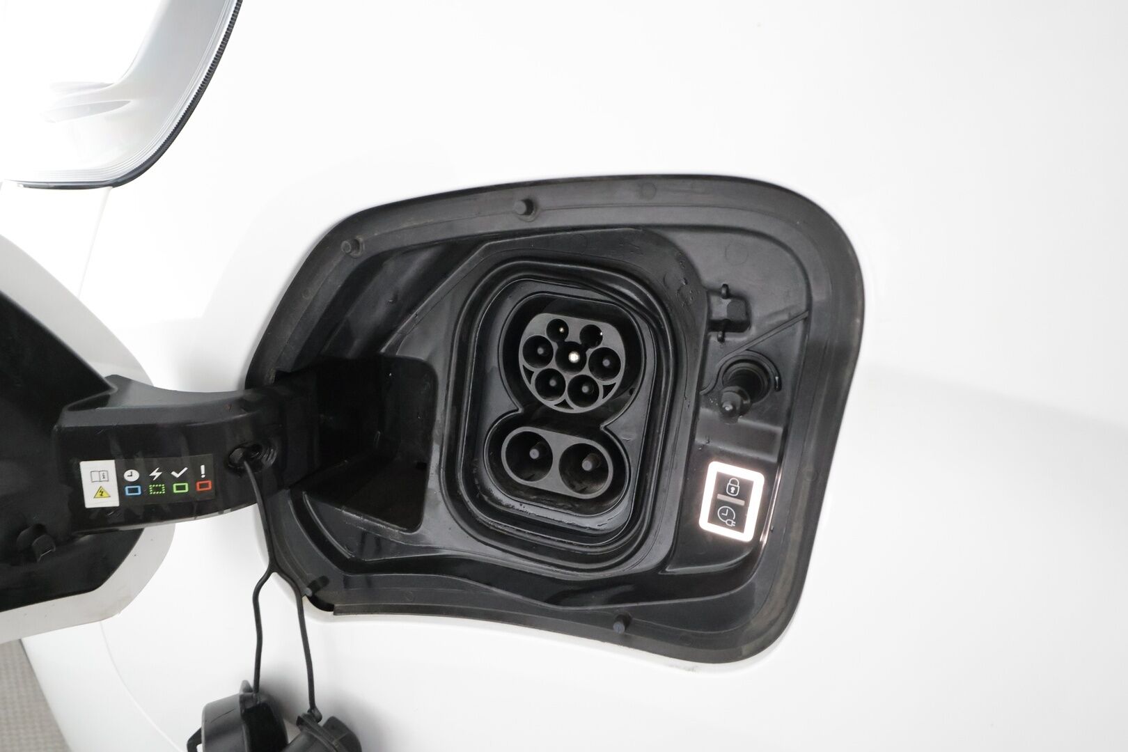 Opel Zafira-e 2021 Life M Comfort 136 automaatti 75 9-P * Vakkari / P.kamera / Kaistavahti / Katvevarotin / Apple&Android / Keyless / 2x Renkaat * - 1.Om Suomi-auto / ALV - HULLUT AVAJAISHULINAT KORKOTARJOUS 3,29 %