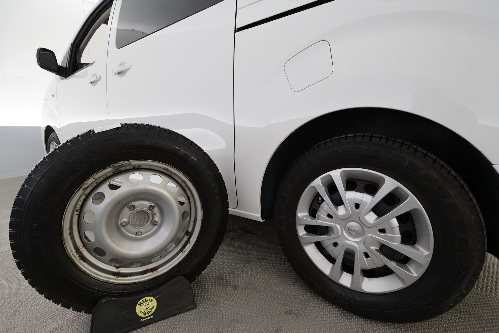 Opel Zafira-e 2021 Life M Comfort 136 automaatti 75 9-P * Vakkari / P.kamera / Kaistavahti / Katvevarotin / Apple&Android / Keyless / 2x Renkaat * - 1.Om Suomi-auto / ALV - HULLUT AVAJAISHULINAT KORKOTARJOUS 3,29 %